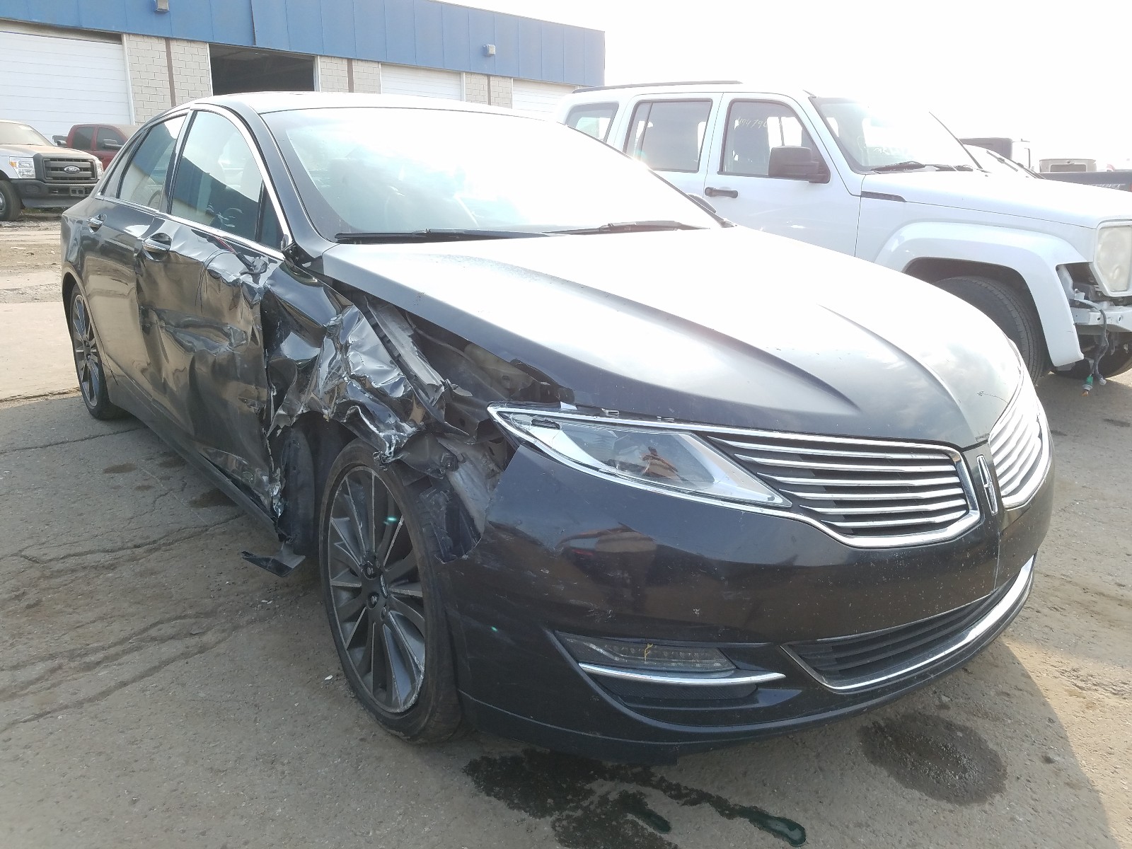 Photo 1 from auction – 2013 LINCOLN MKZ with VIN 3LN6L2GK9DR811804