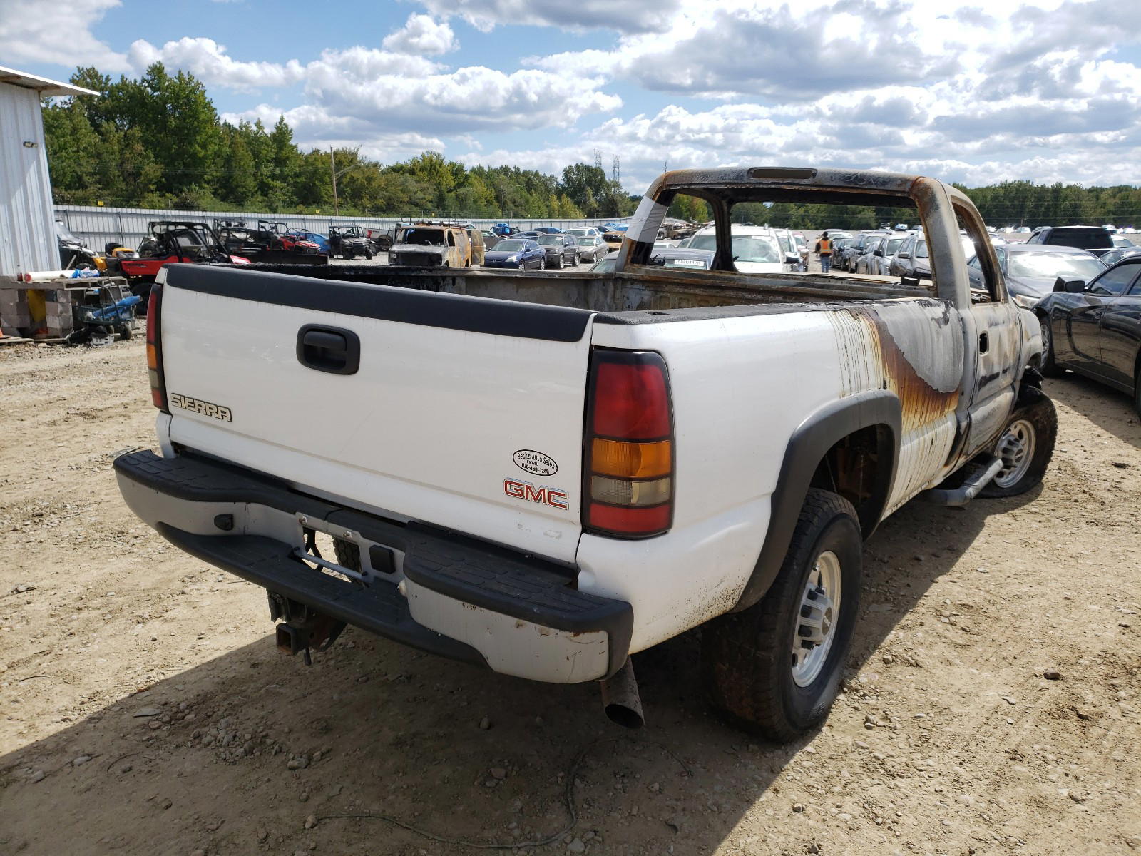 Photo 4 from auction – 2007 GMC SIERRA C25 with VIN 1GTHC24U57E149925