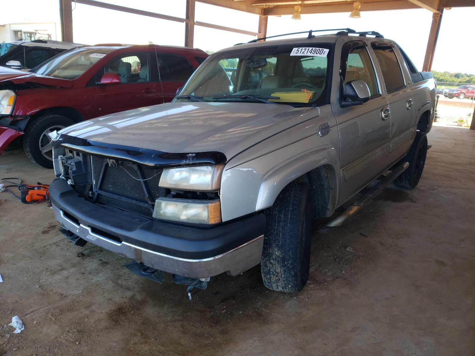Photo 2 from auction – 2006 CHEVROLET AVALANCHE with VIN 3GNEC12Z76G128634