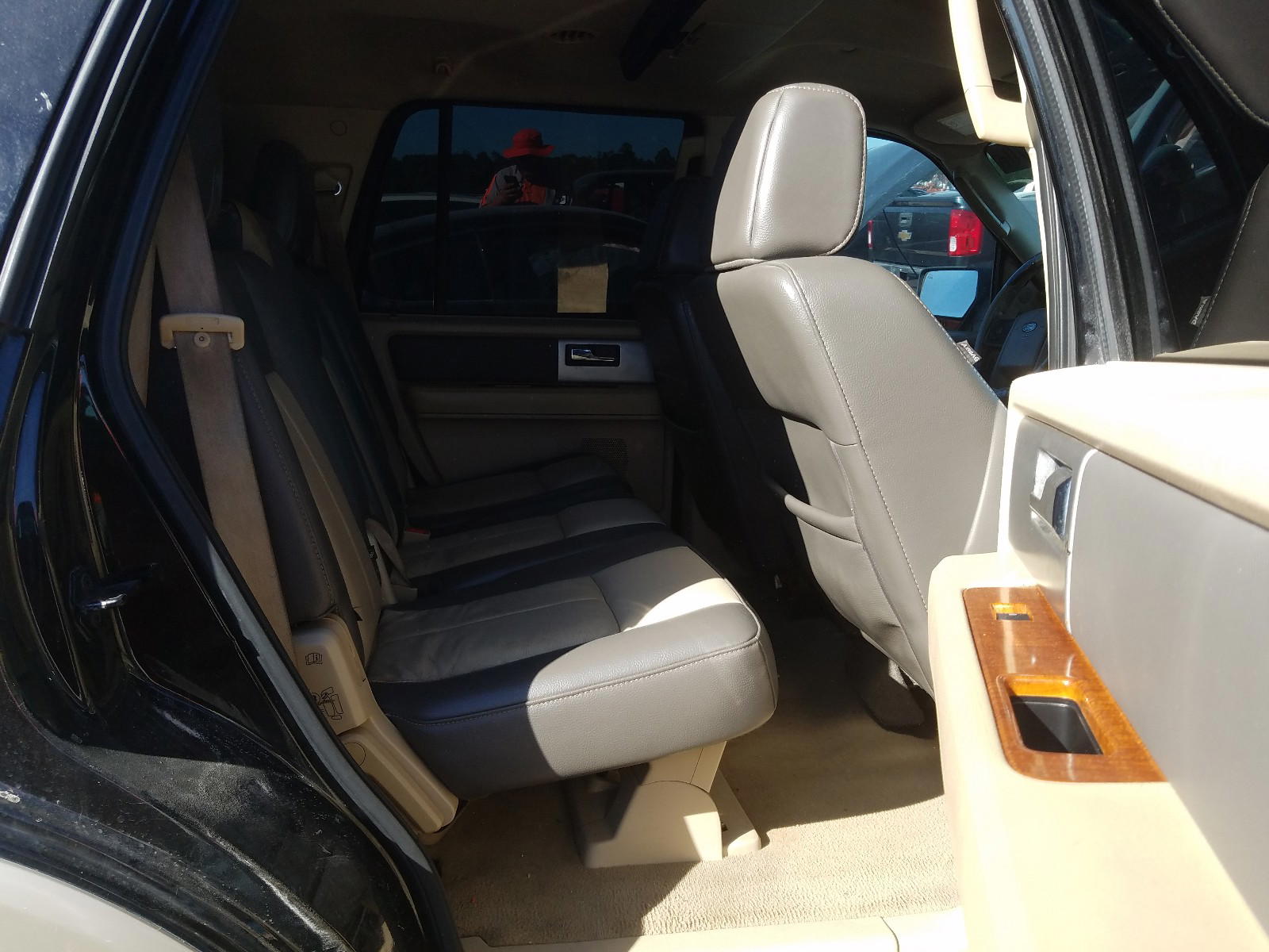 Photo 6 from auction – 2008 FORD EXPEDITION with VIN 1FMFU17568LA59162
