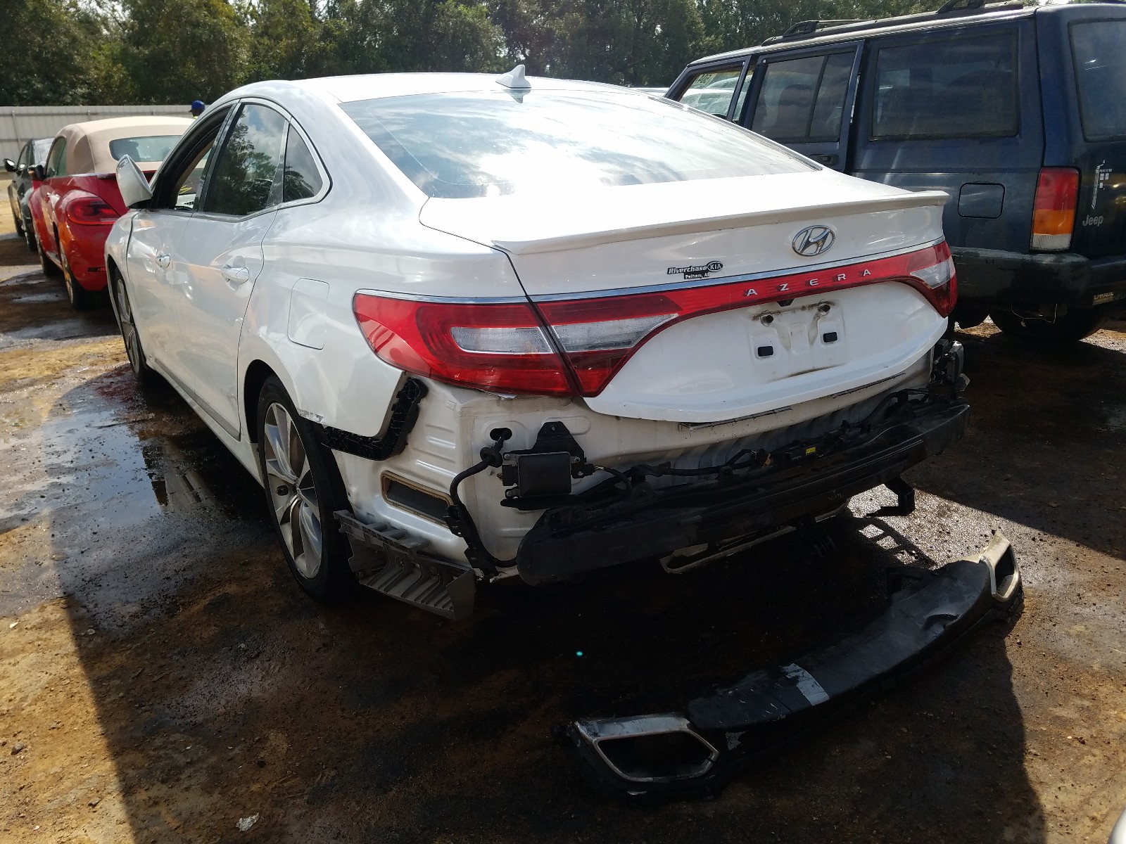 Photo 3 from auction – 2015 HYUNDAI AZERA with VIN KMHFG4JGXFA442369