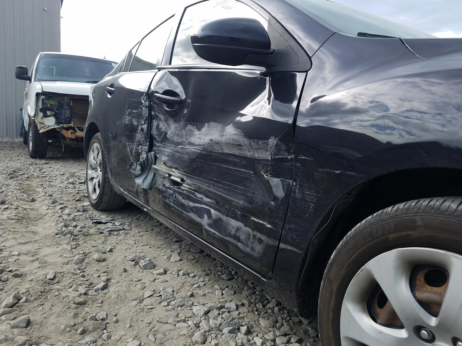 Photo 9 from auction – 2011 MAZDA 3 I with VIN JM1BL1UF2B1391587