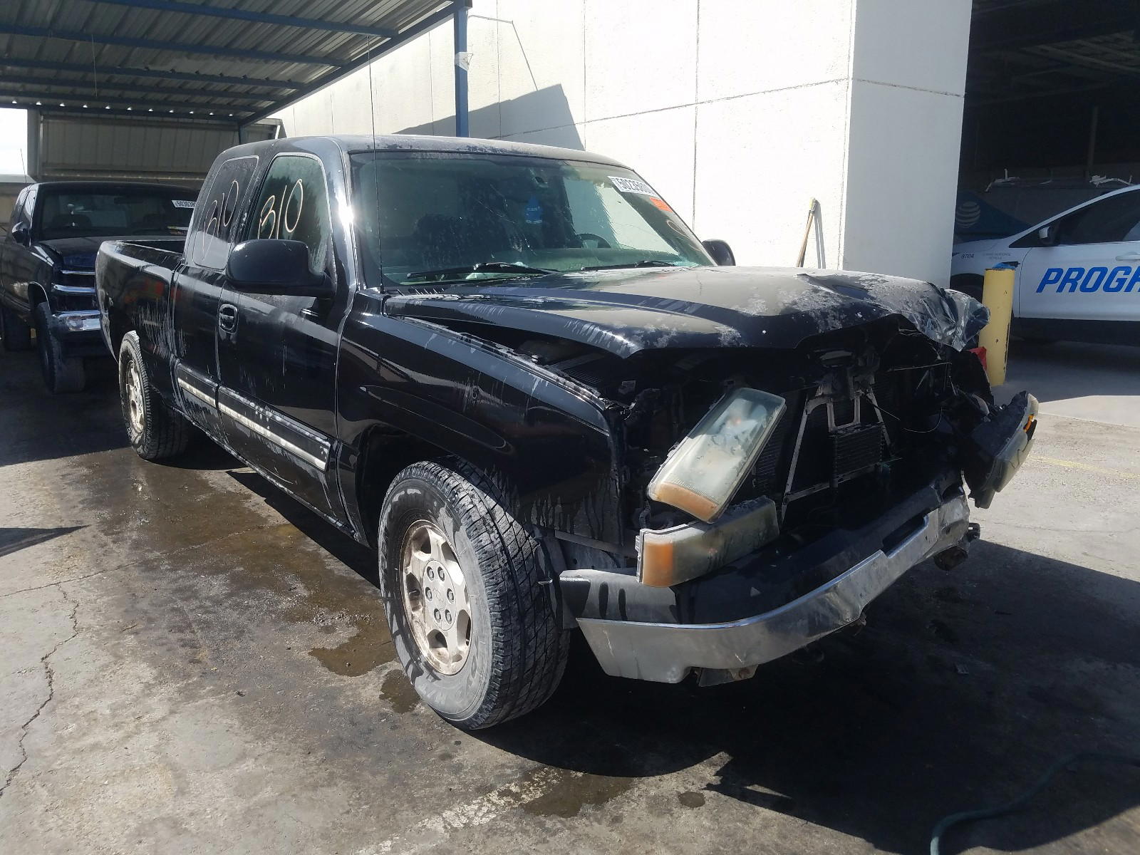 CHEVROLET SILVERADO 2004 with VIN 2GCEC19T541179159 - Photo from auction