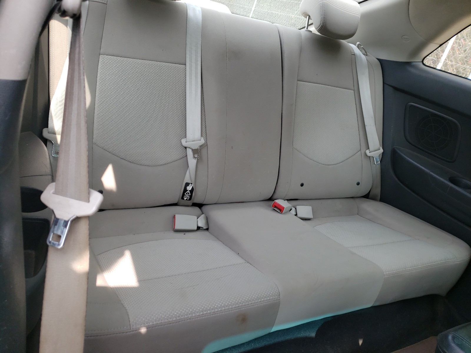 Photo 6 from auction – 2010 KIA FORTE EX with VIN KNAFU6A27A5258583