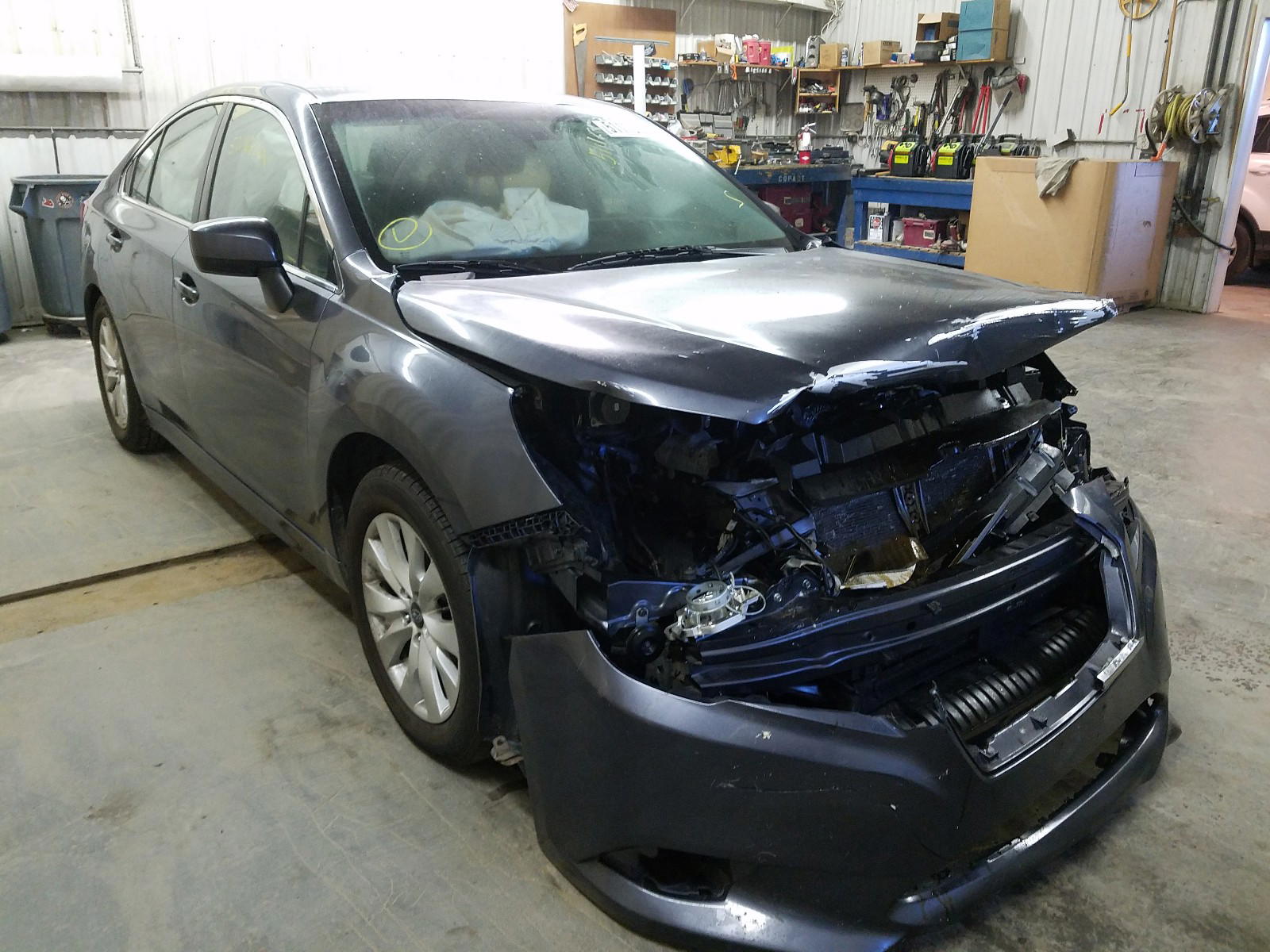 SUBARU LEGACY 2.5 2015 with VIN 4S3BNAC69F3004216 - Photo from auction