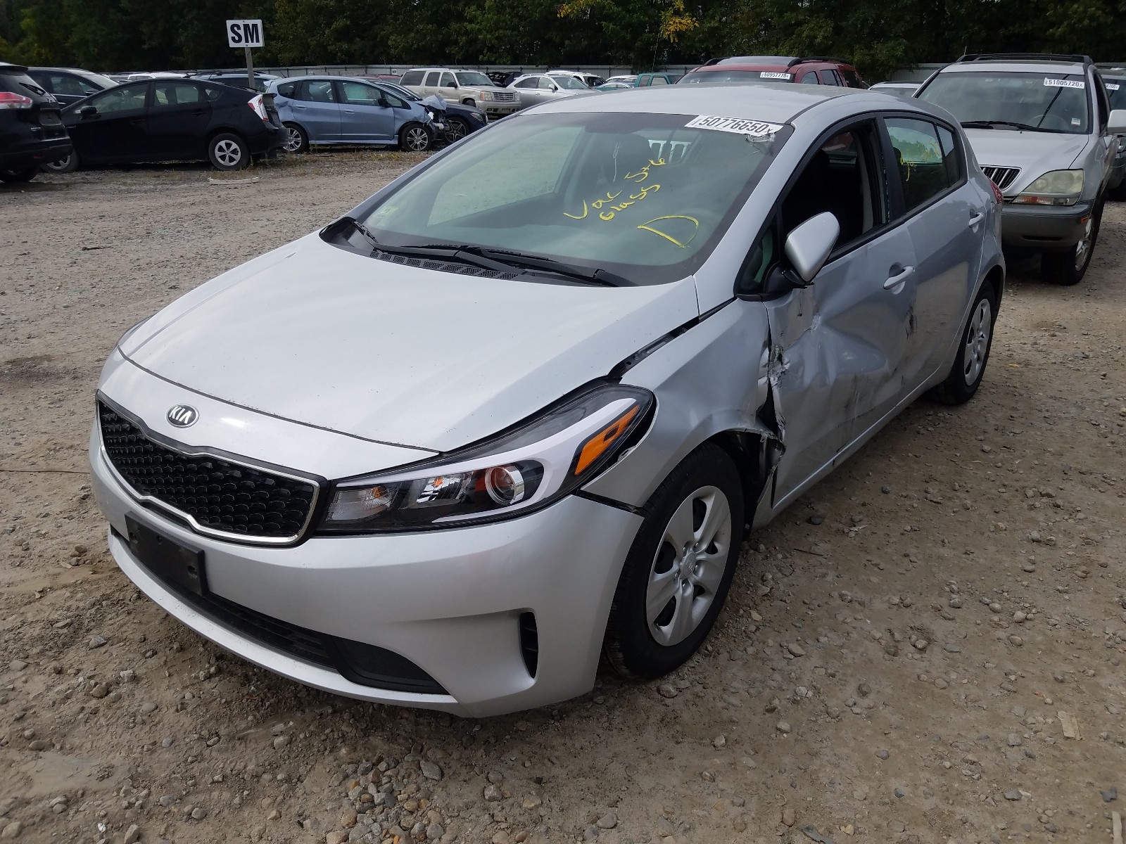 Photo 2 from auction – 2017 KIA FORTE LX with VIN KNAFK5A83H5702413
