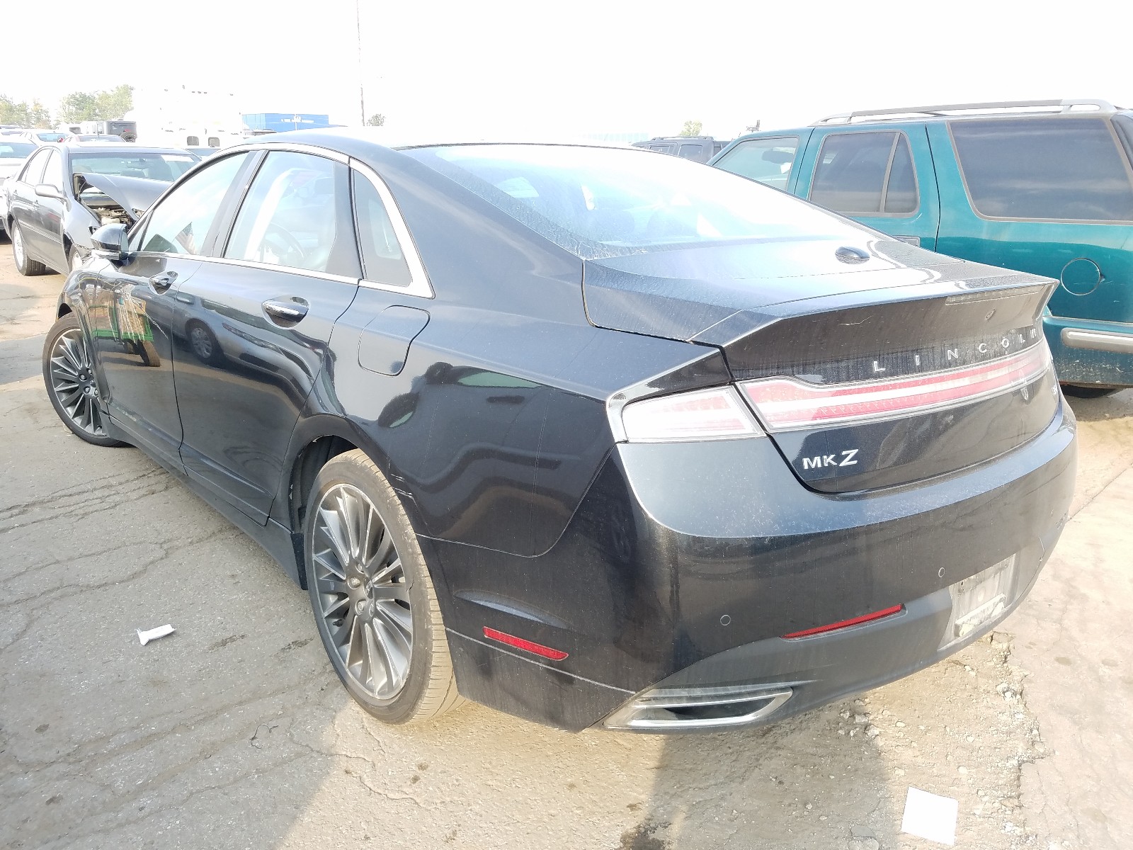 Photo 3 from auction – 2013 LINCOLN MKZ with VIN 3LN6L2GK9DR811804