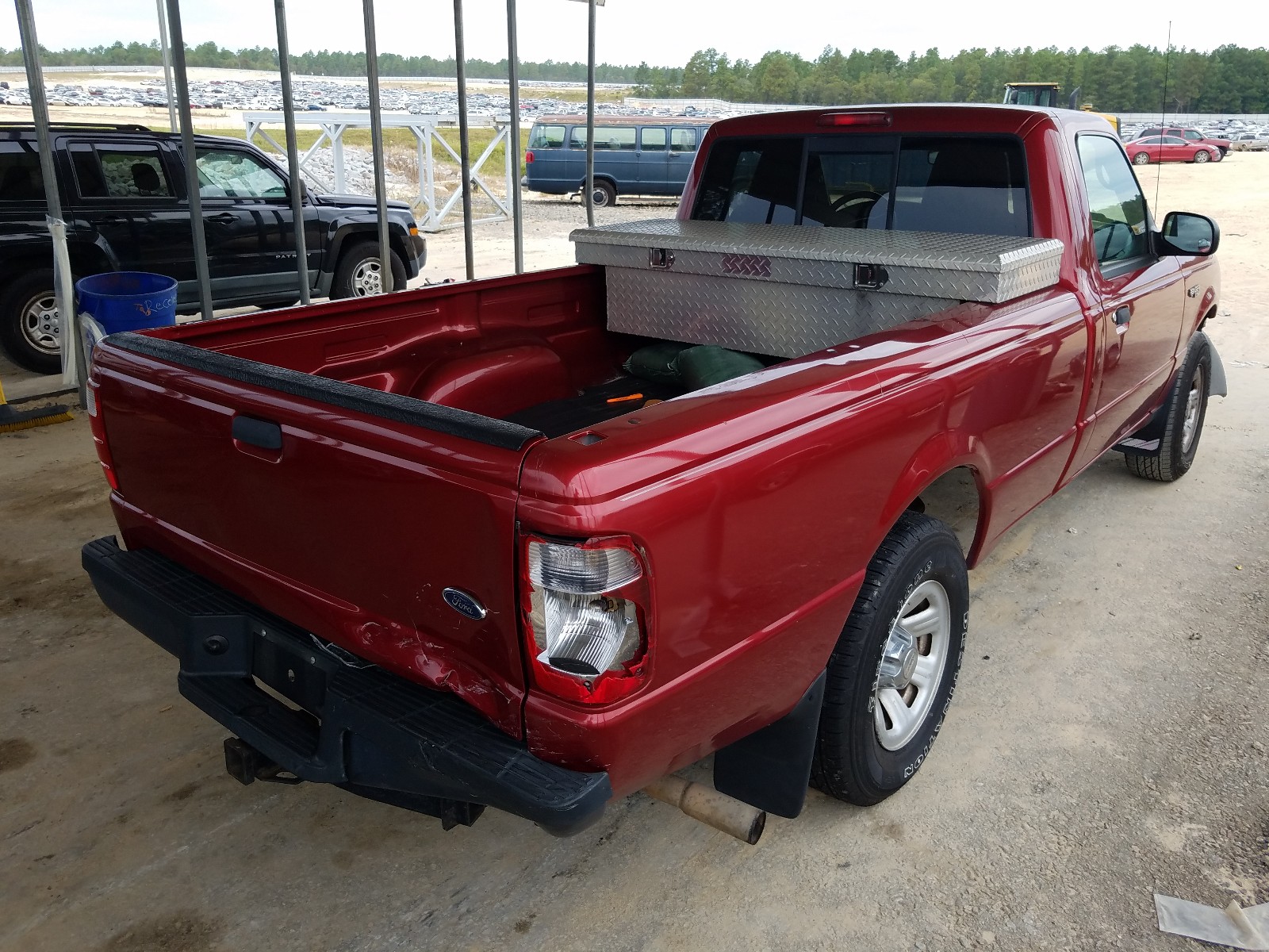 Photo 4 from auction – 2005 FORD RANGER with VIN 1FTYR10U15PA59977