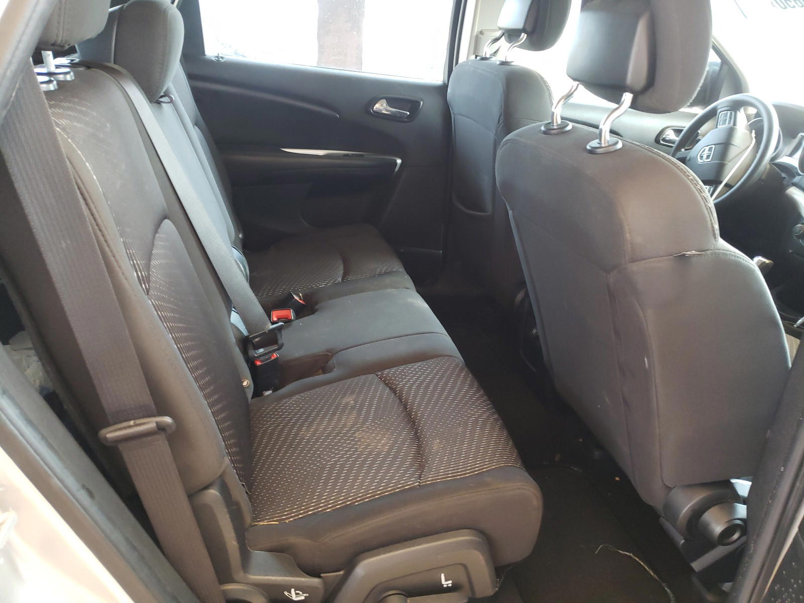 Photo 6 from auction – 2014 DODGE JOURNEY SE with VIN 3C4PDCAB9ET262985