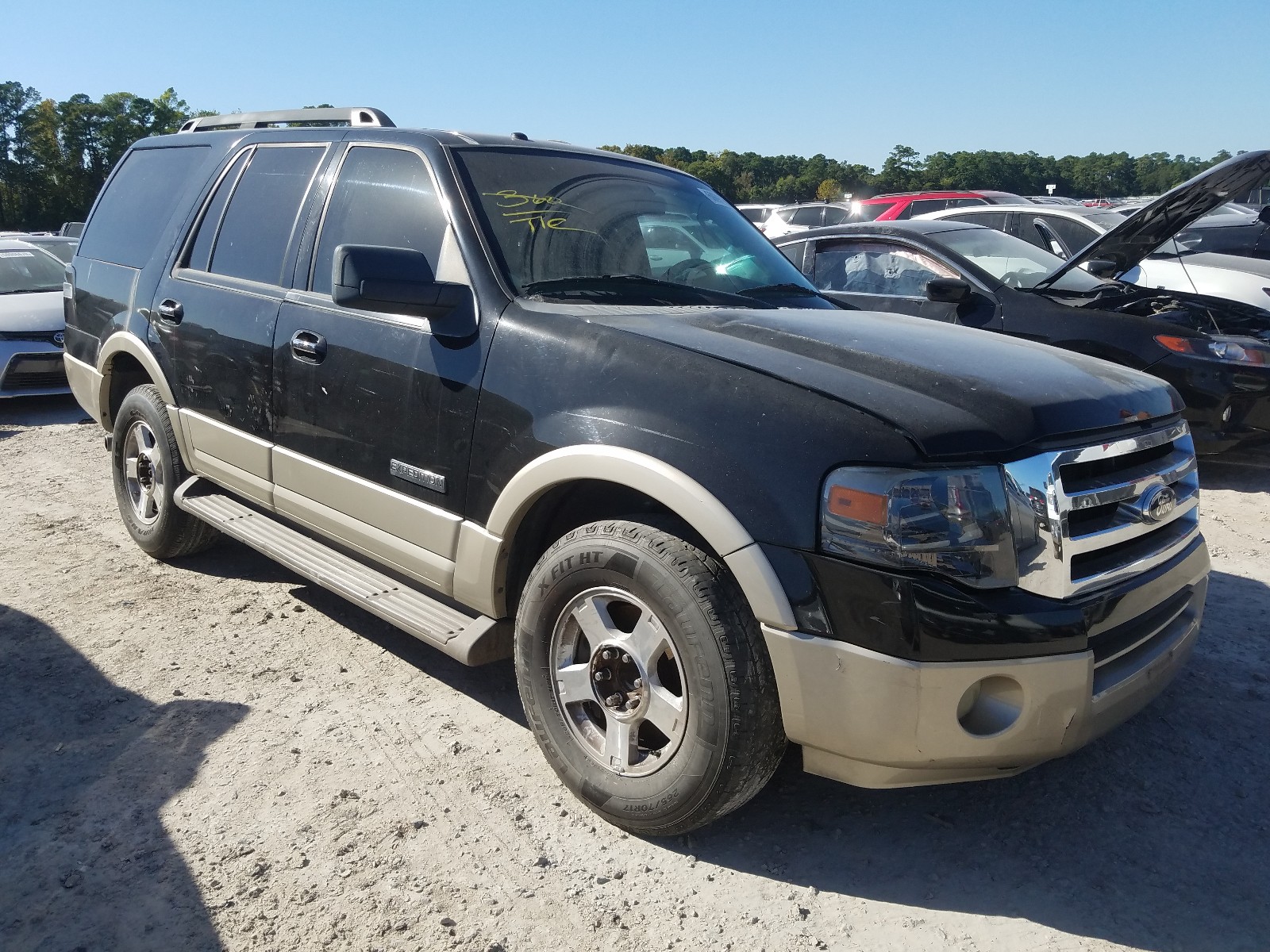 FORD EXPEDITION 2008 z numerem VIN 1FMFU17568LA59162 - Zdjęcie z aukcji