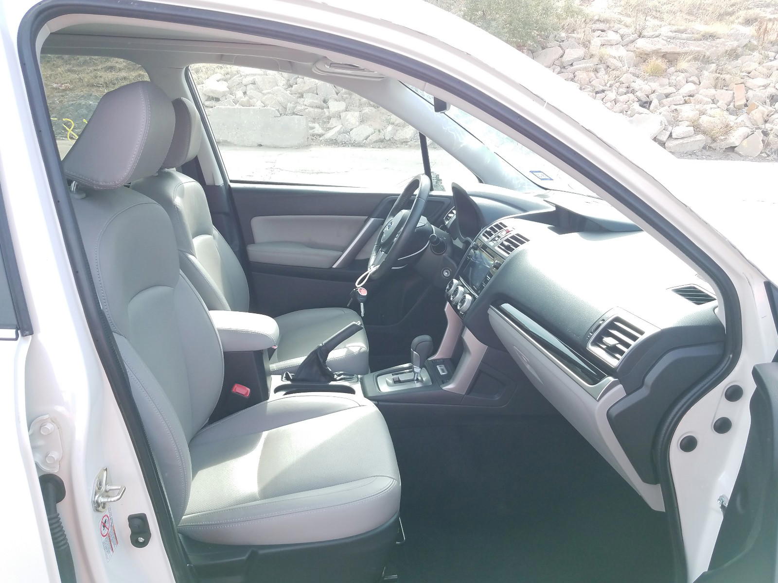 Photo 5 from auction – 2018 SUBARU FORESTER 2 with VIN JF2SJAJC3JH615859