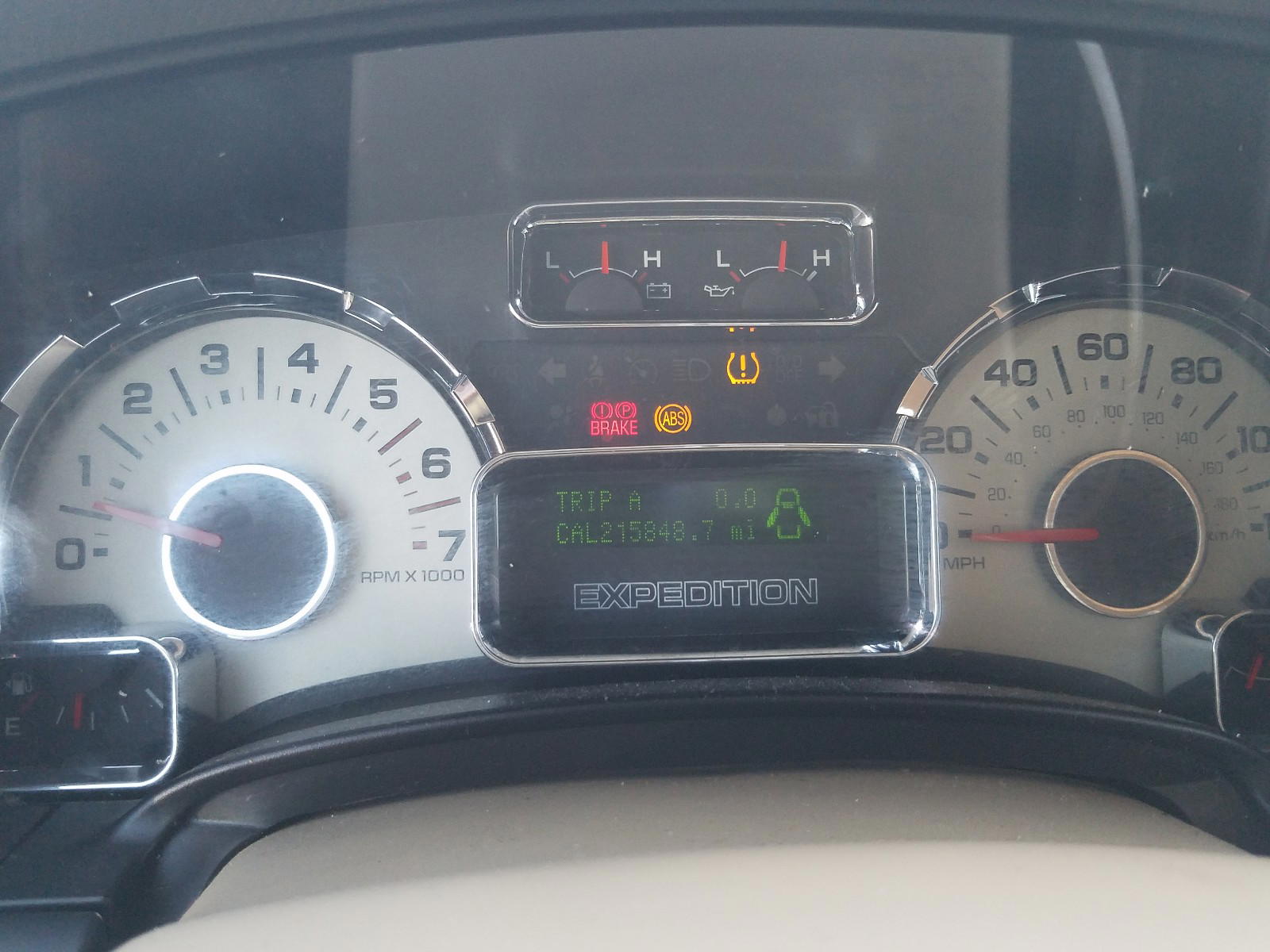 Photo 8 from auction – 2008 FORD EXPEDITION with VIN 1FMFU17568LA59162