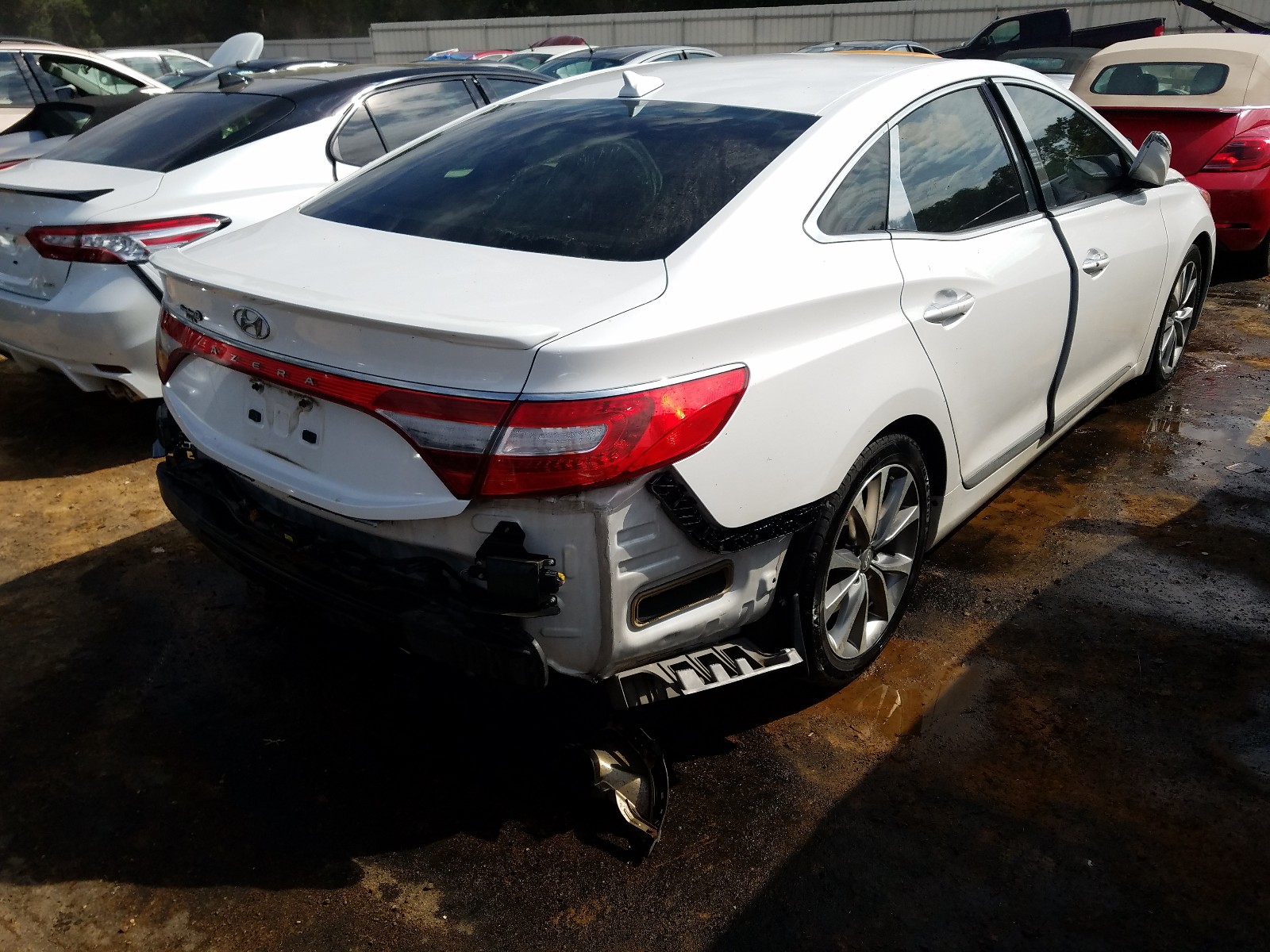 Photo 4 from auction – 2015 HYUNDAI AZERA with VIN KMHFG4JGXFA442369