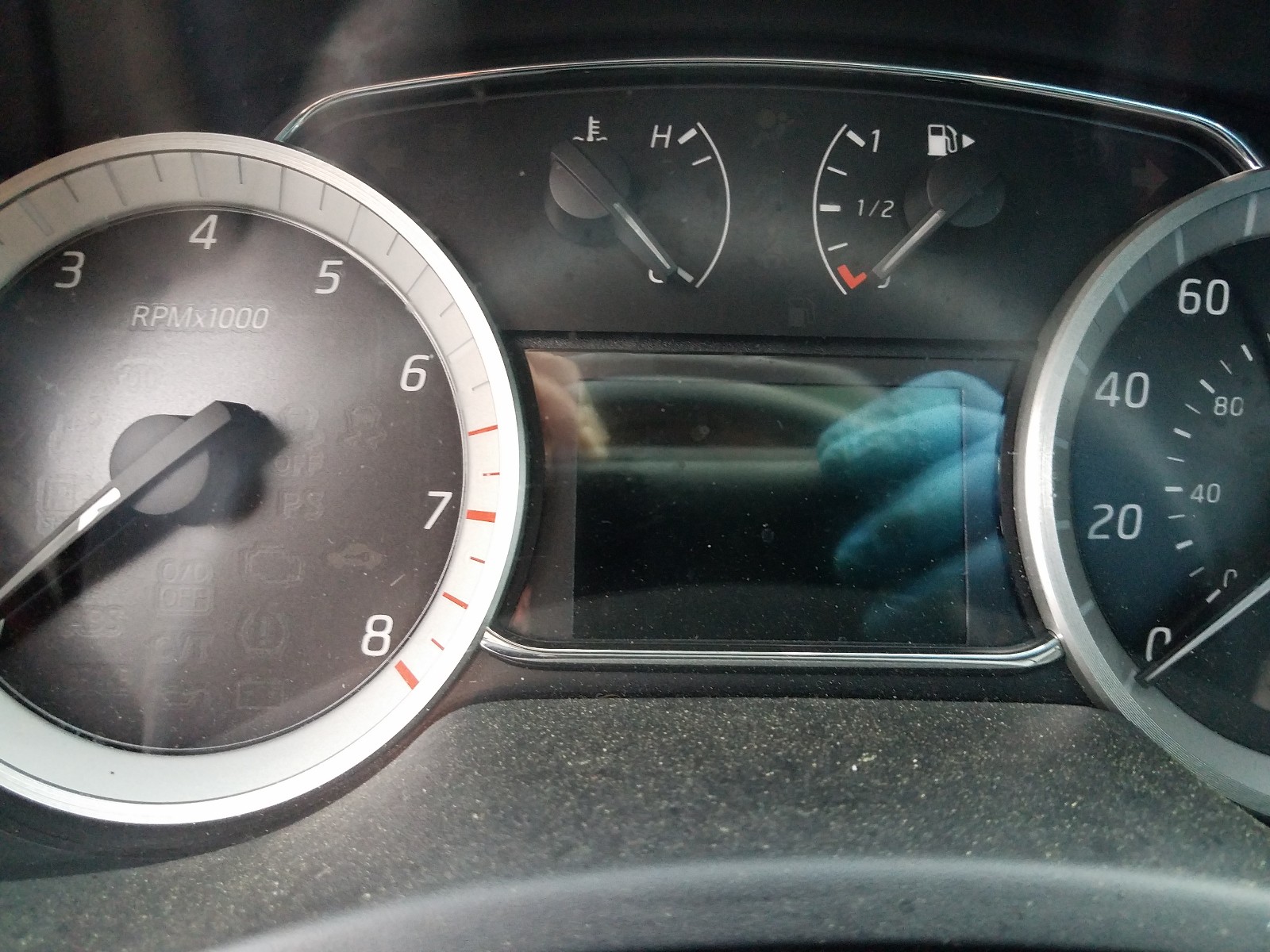 Photo 8 from auction – 2015 NISSAN SENTRA S with VIN 3N1AB7AP1FY311411