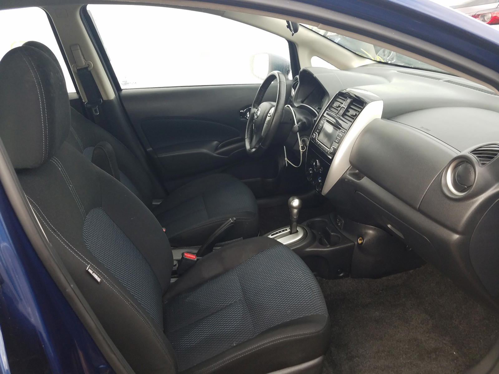 Photo 5 from auction – 2018 NISSAN VERSA NOTE with VIN 3N1CE2CPXJL361407