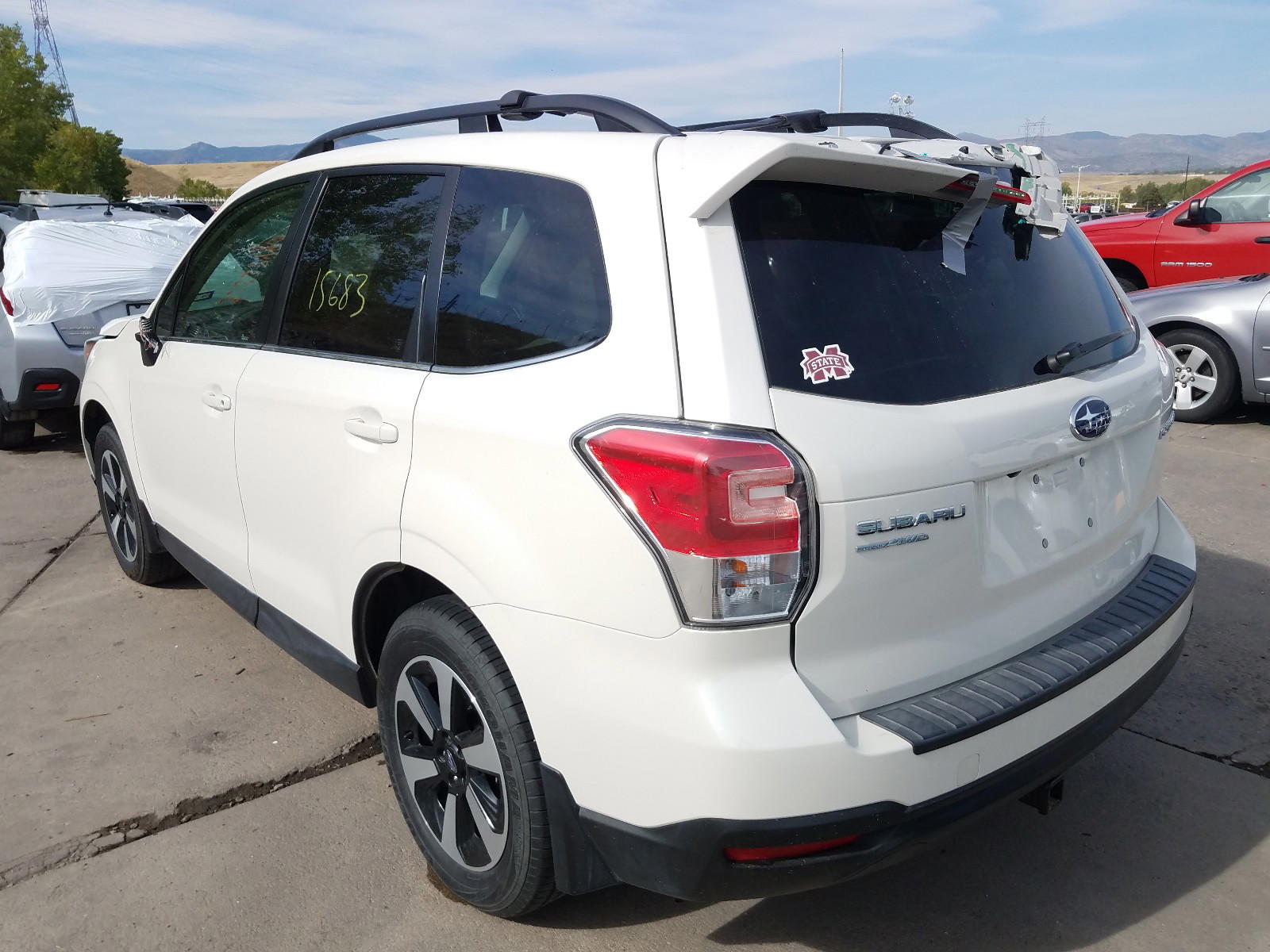 Photo 3 from auction – 2018 SUBARU FORESTER 2 with VIN JF2SJAJC3JH615859