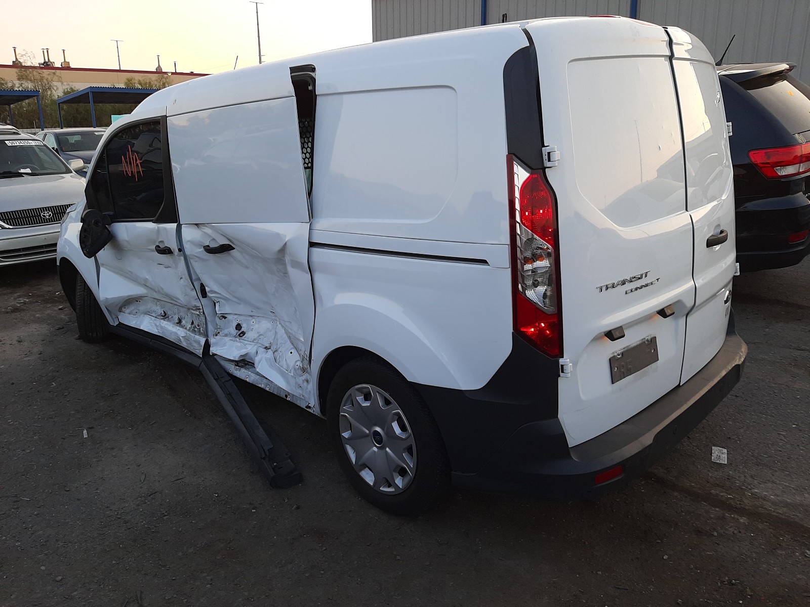 Photo 3 from auction – 2018 FORD TRANSIT CO with VIN NM0LS7E7XJ1370676