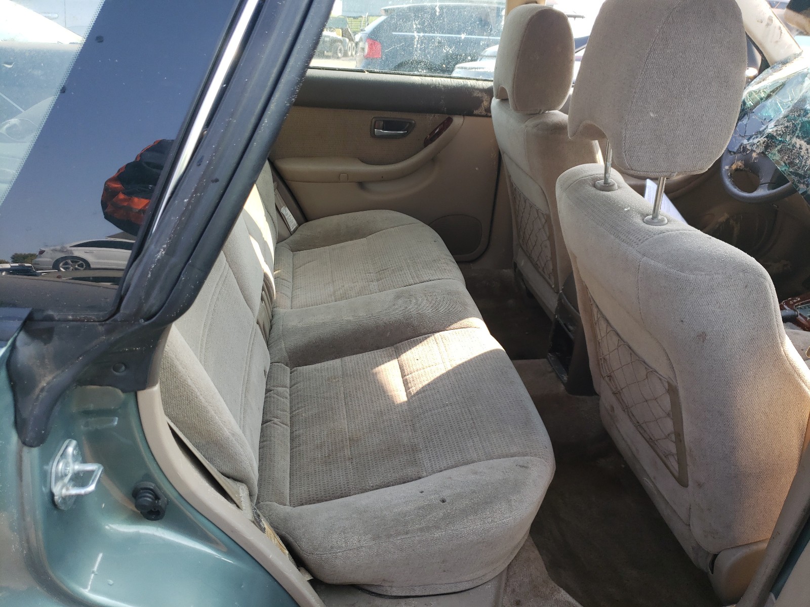 Photo 6 from auction – 2004 SUBARU LEGACY OUT with VIN 4S3BH675747636188