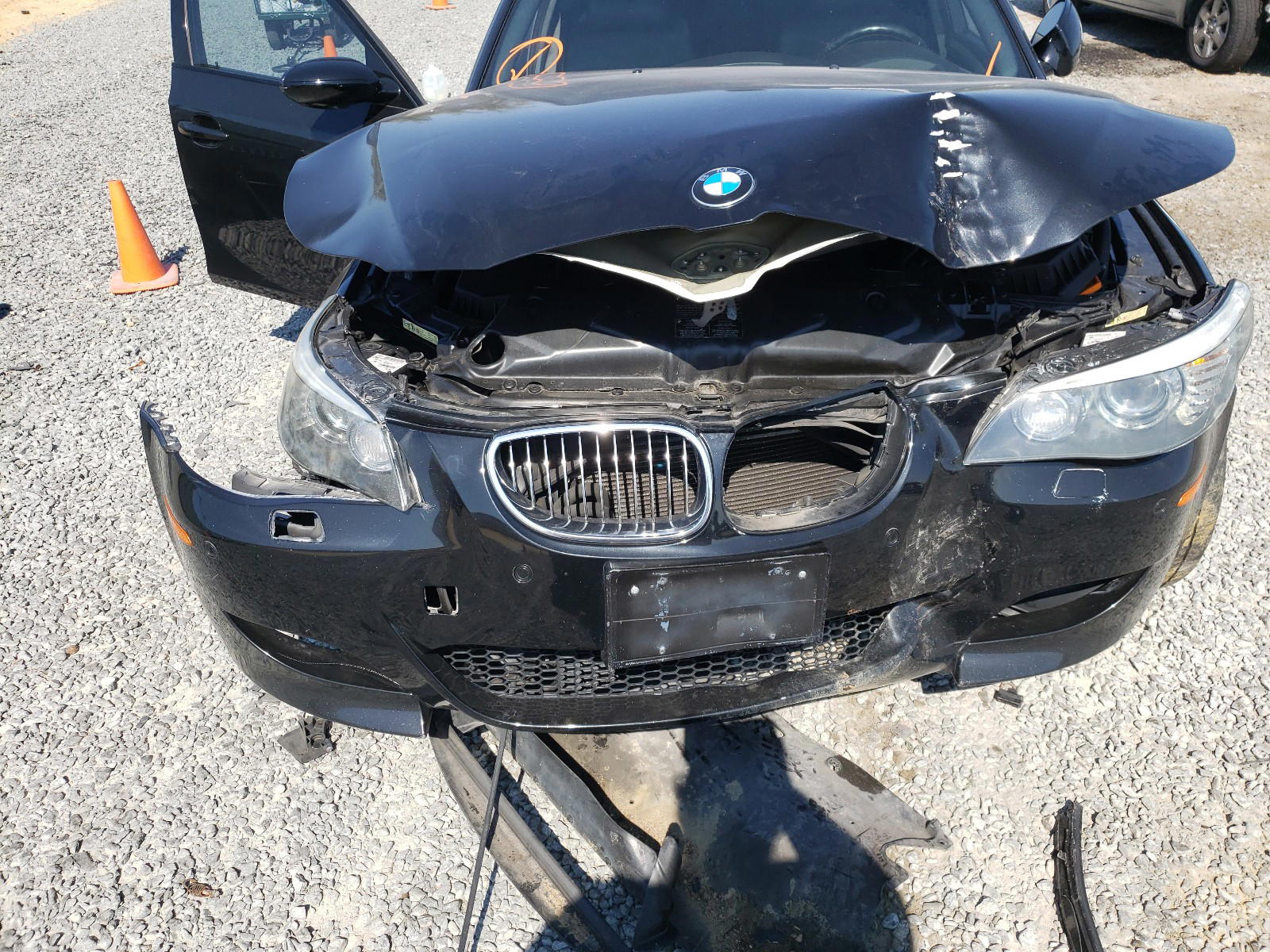 Photo 9 from auction – 2008 BMW M5 with VIN WBSNB93558CX09442