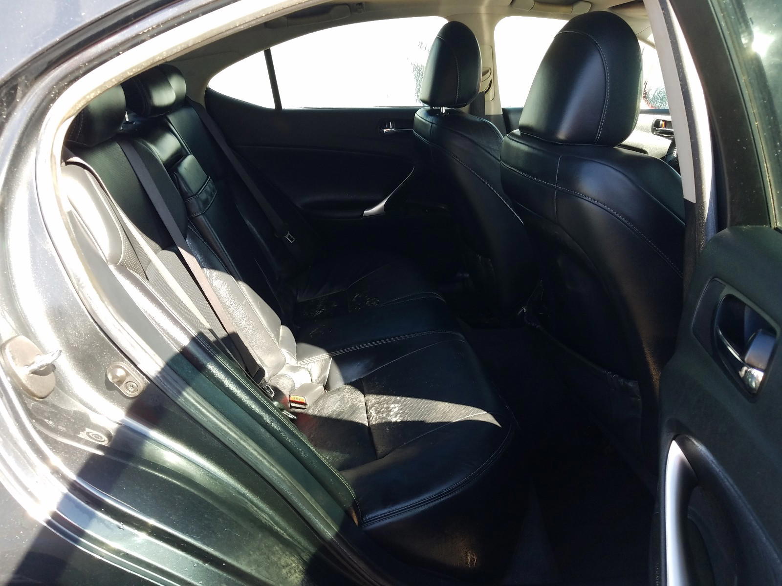 Photo 6 from auction – 2009 LEXUS IS 350 with VIN JTHBE262995023404