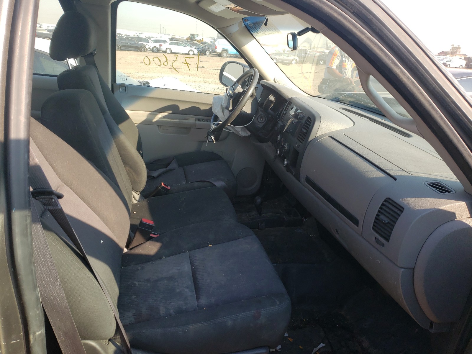 Photo 5 from auction – 2013 CHEVROLET SILVERADO with VIN 1GCRKPE72DZ344303