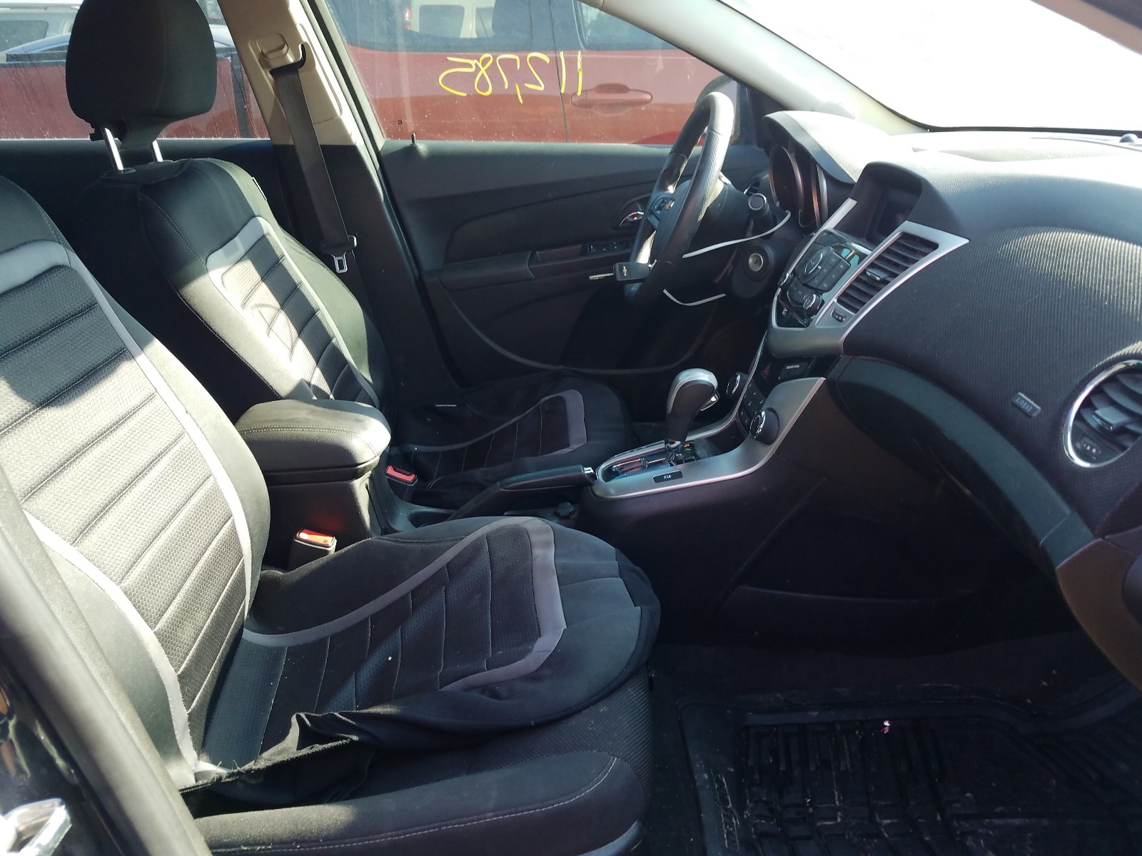 Photo 5 from auction – 2015 CHEVROLET CRUZE LT with VIN 1G1PC5SB1F7209905