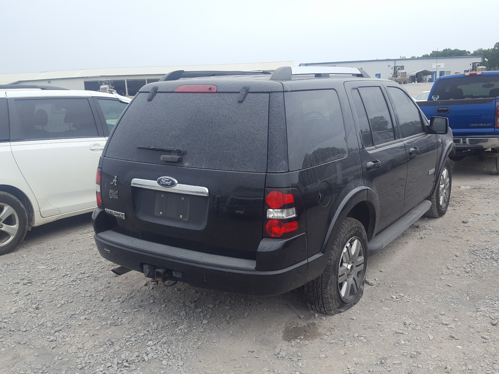 Photo 4 from auction – 2008 FORD EXPLORER L with VIN 1FMEU658X8UB24272