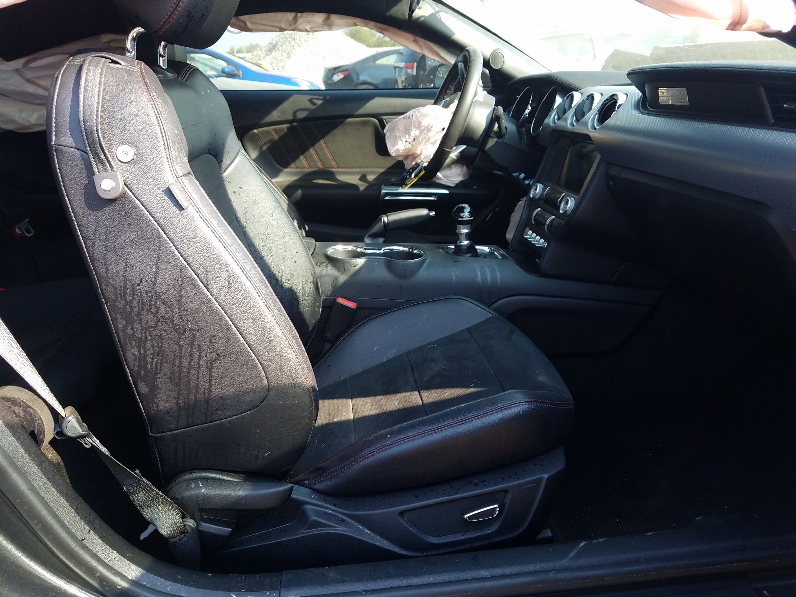 Photo 5 from auction – 2016 FORD MUSTANG GT with VIN 1FA6P8CF0G5237322