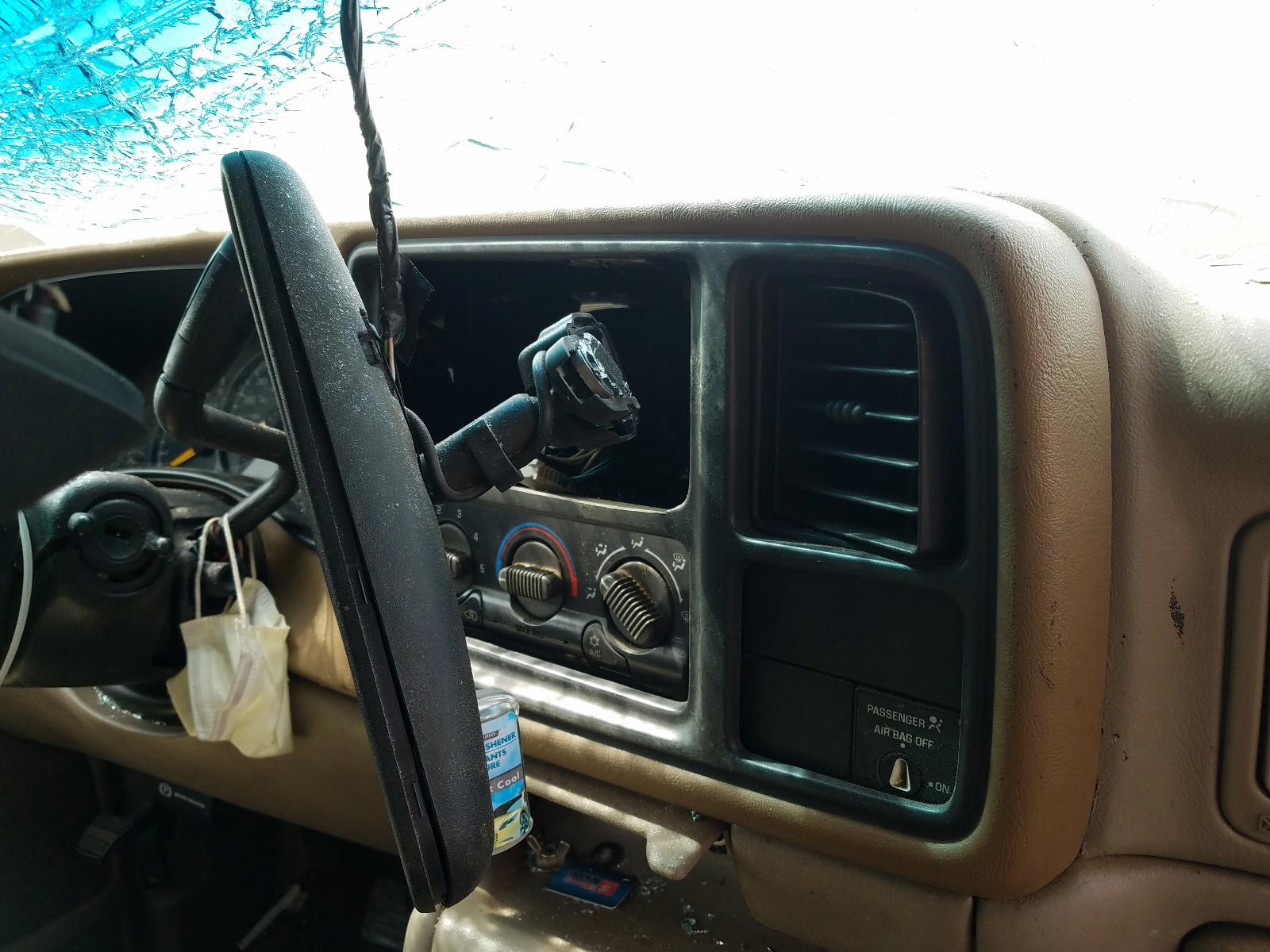 Photo 9 from auction – 2001 CHEVROLET SILVERADO with VIN 2GCEC19T811118707