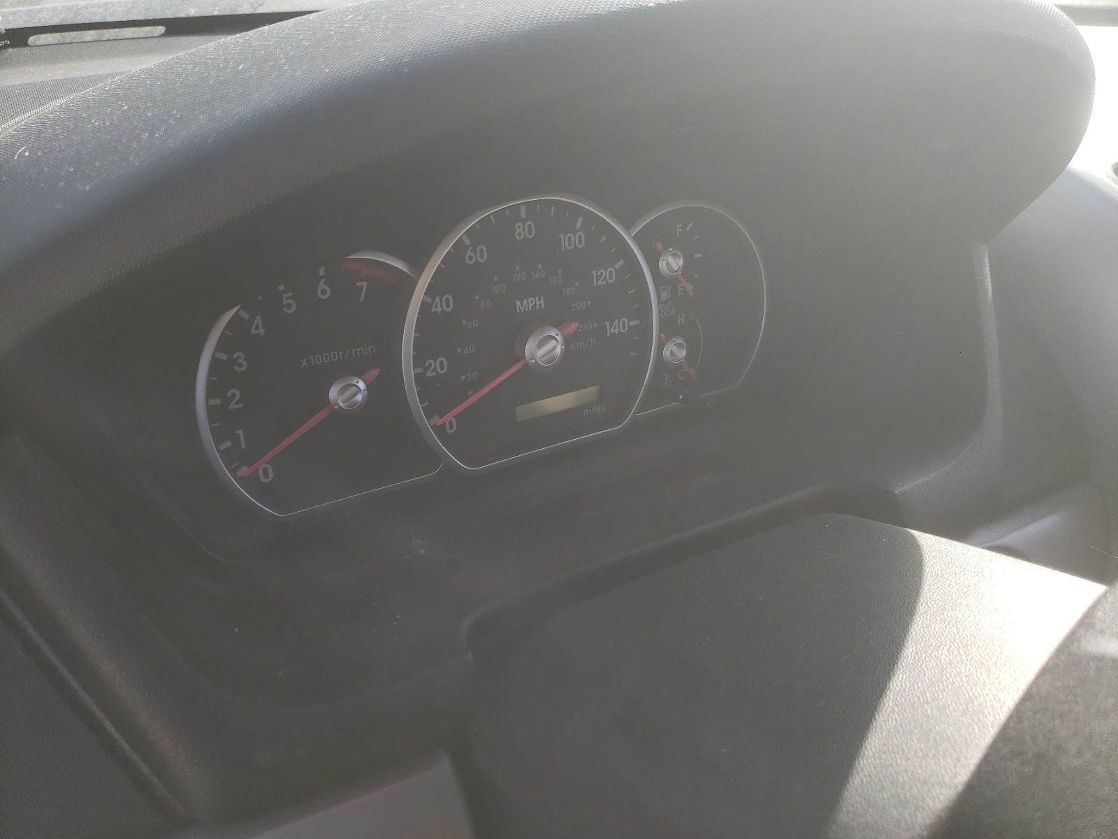Photo 8 from auction – 2005 MITSUBISHI GALANT ES with VIN 4A3AB46F75E050872