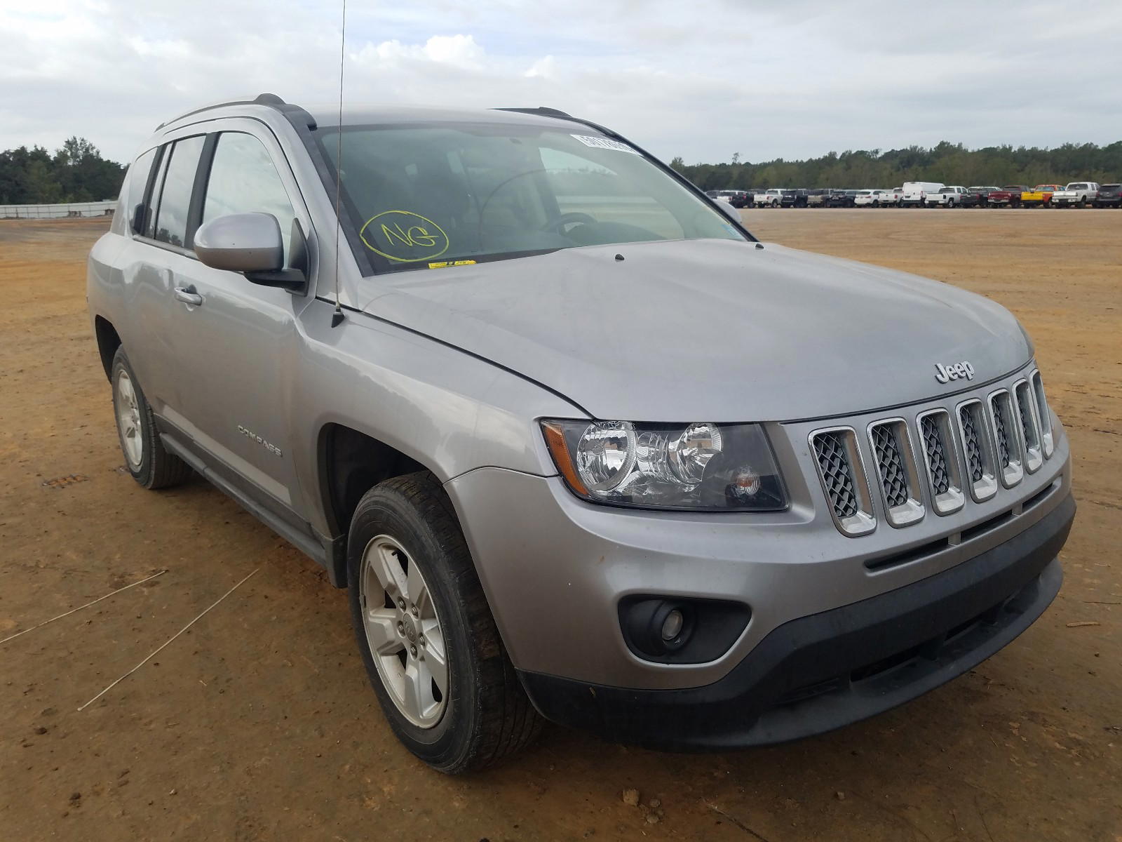 JEEP COMPASS LA 2016 with VIN 1C4NJCEA1GD773908 - Photo from auction