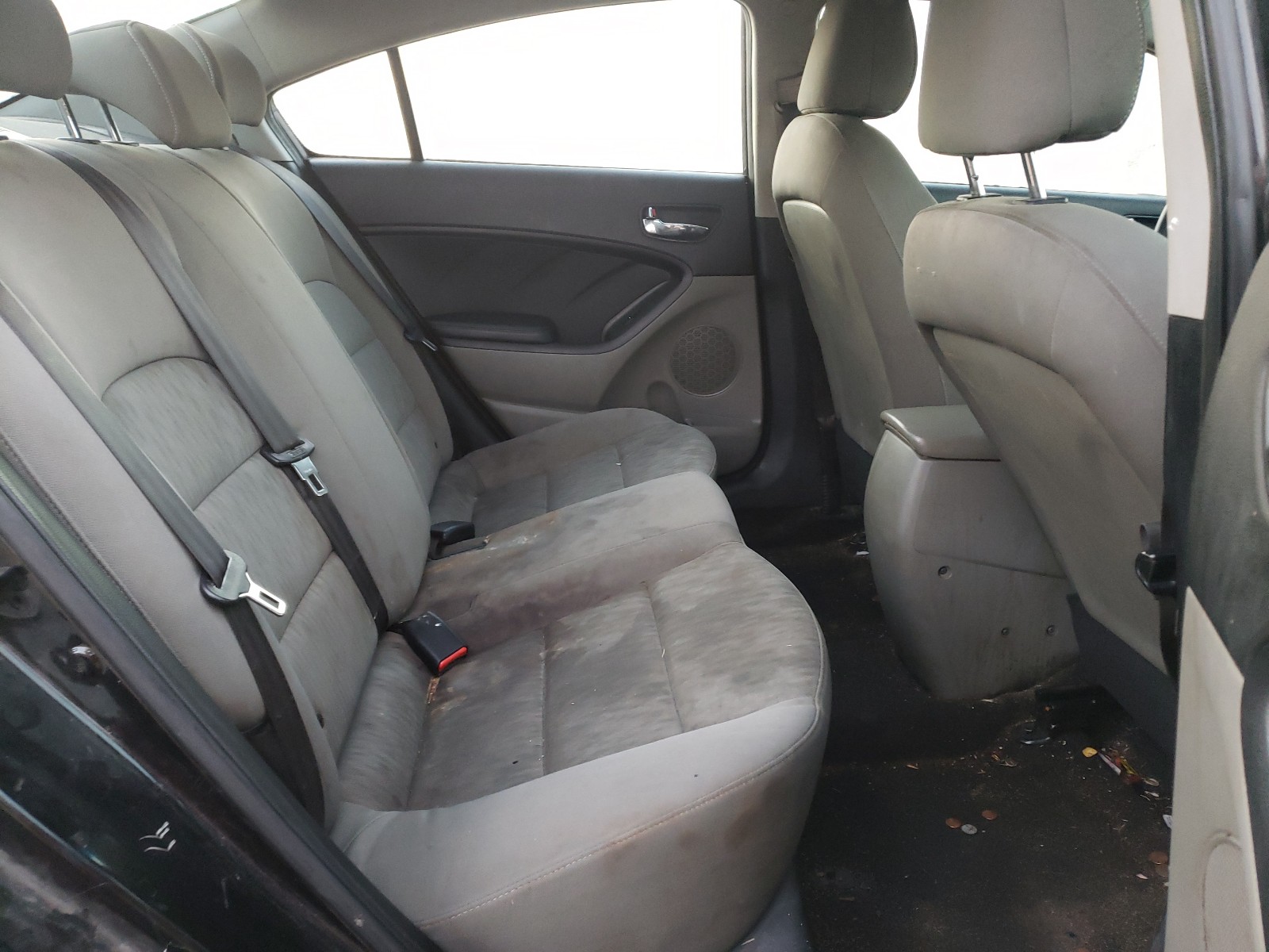 Photo 6 from auction – 2014 KIA FORTE LX with VIN KNAFK4A62E5105984