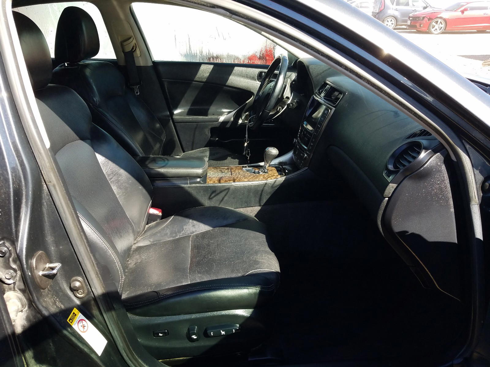 Photo 5 from auction – 2009 LEXUS IS 350 with VIN JTHBE262995023404