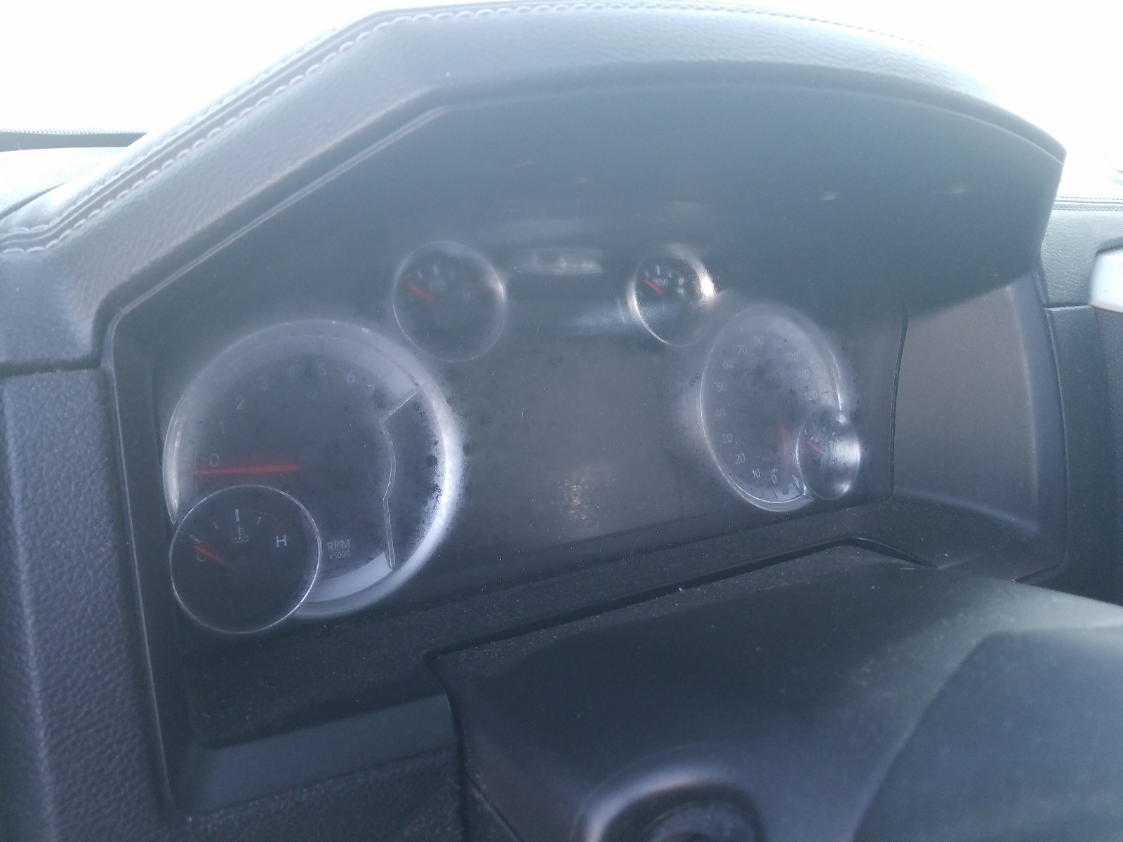 Zdjęcie 8 z aukcji – 2014 RAM 1500 LARAM z VIN 1C6RR7VT0ES121378