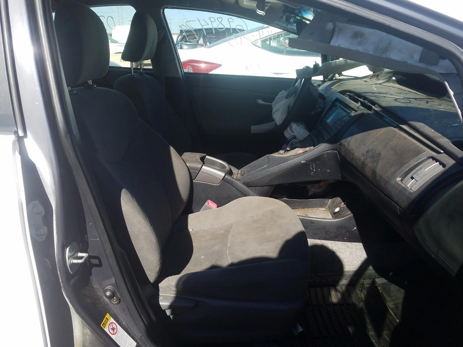 Photo 5 from auction – 2012 TOYOTA PRIUS with VIN JTDKN3DU9C5443750
