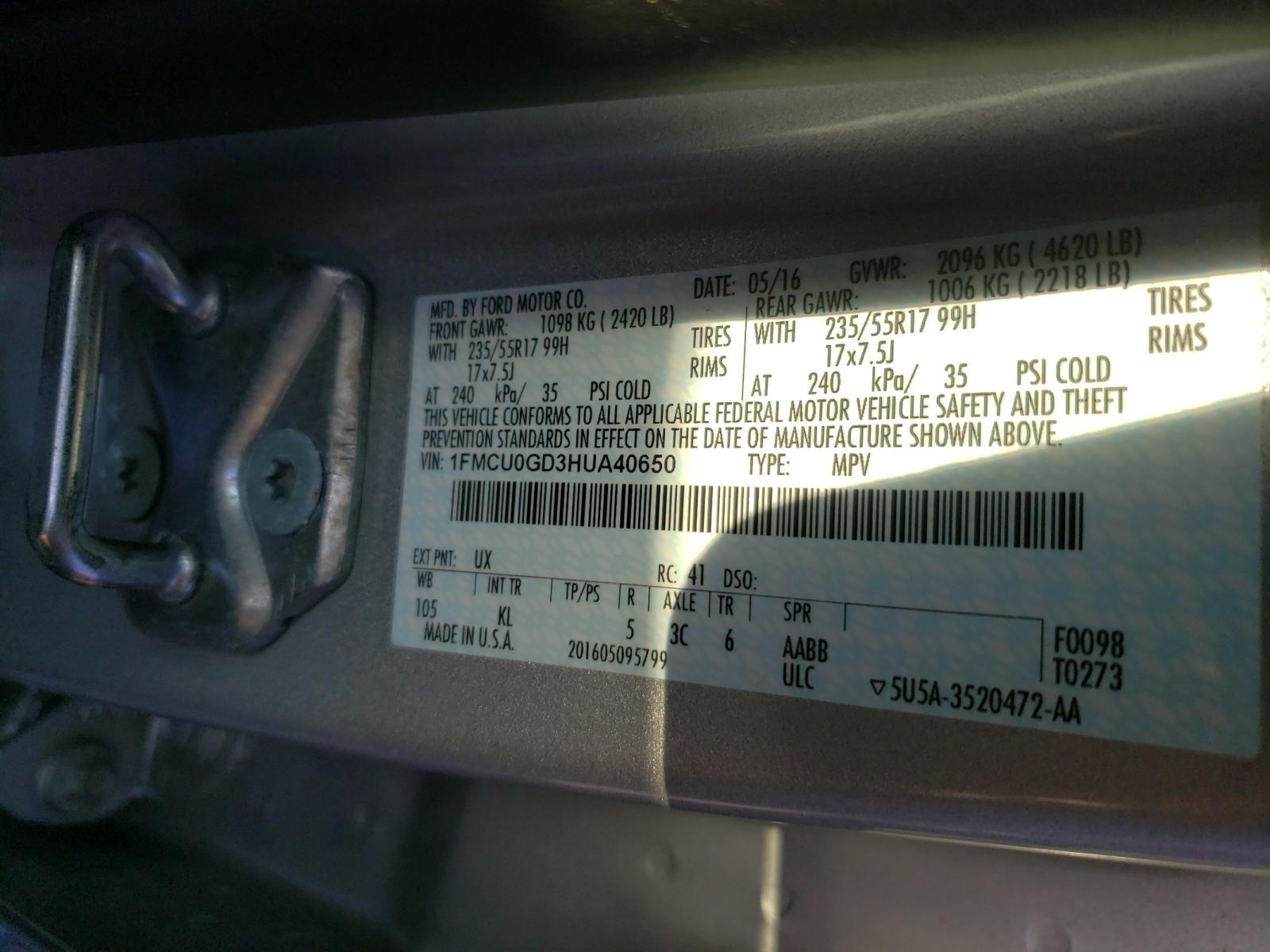 Photo 10 from auction – 2017 FORD ESCAPE SE with VIN 1FMCU0GD3HUA40650
