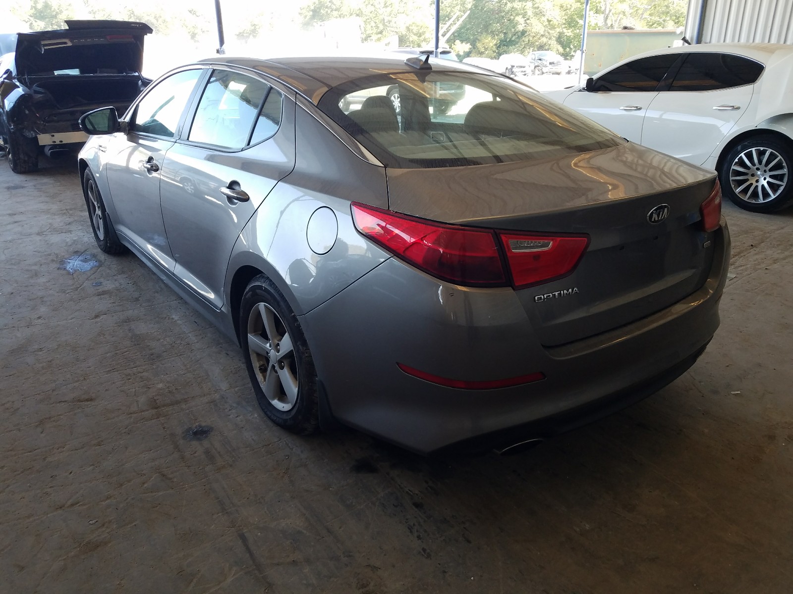 Photo 3 from auction – 2014 KIA OPTIMA LX with VIN 5XXGM4A74EG280260