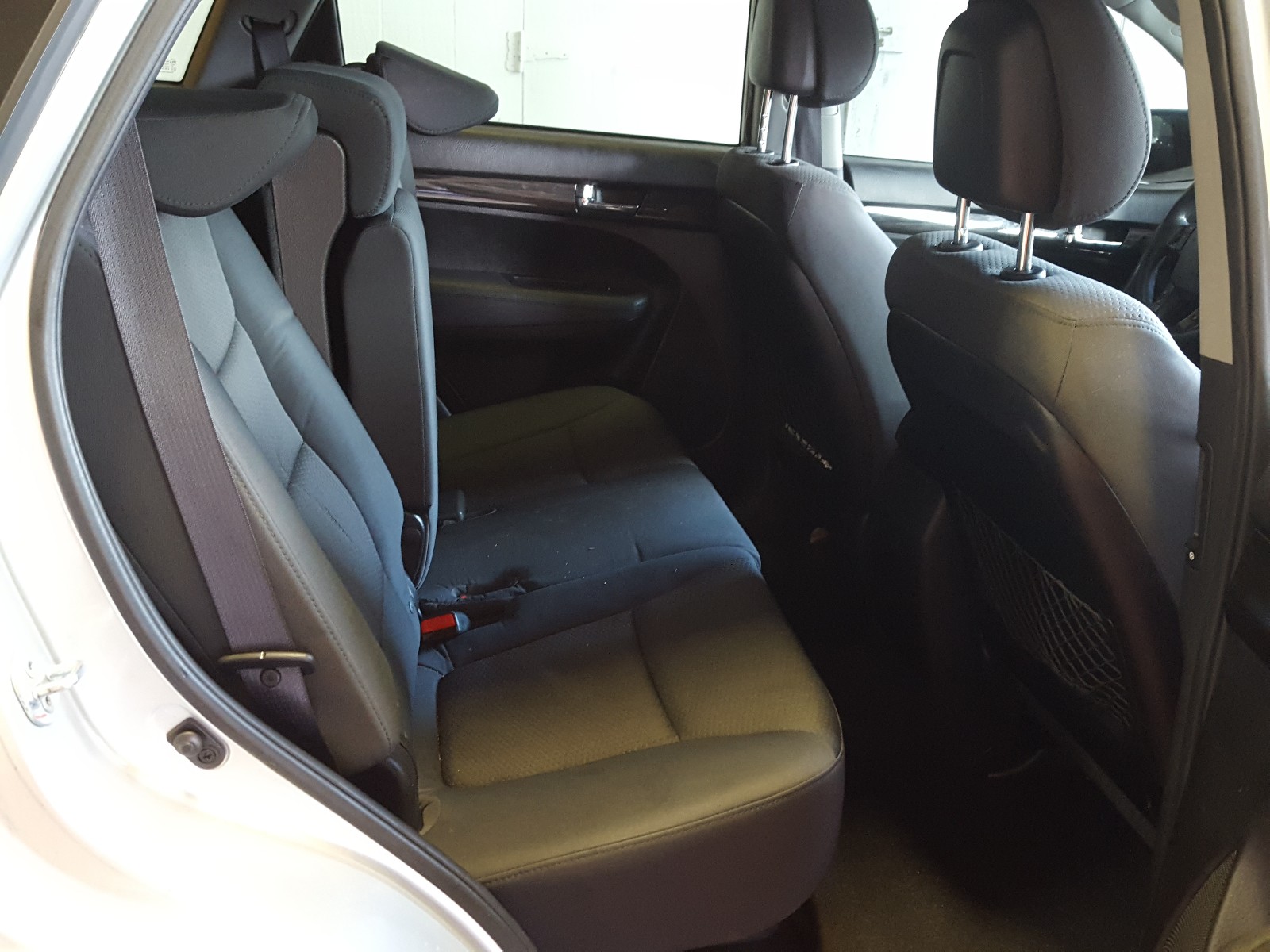 Photo 6 from auction – 2012 KIA SORENTO BA with VIN 5XYKT3A19CG204691