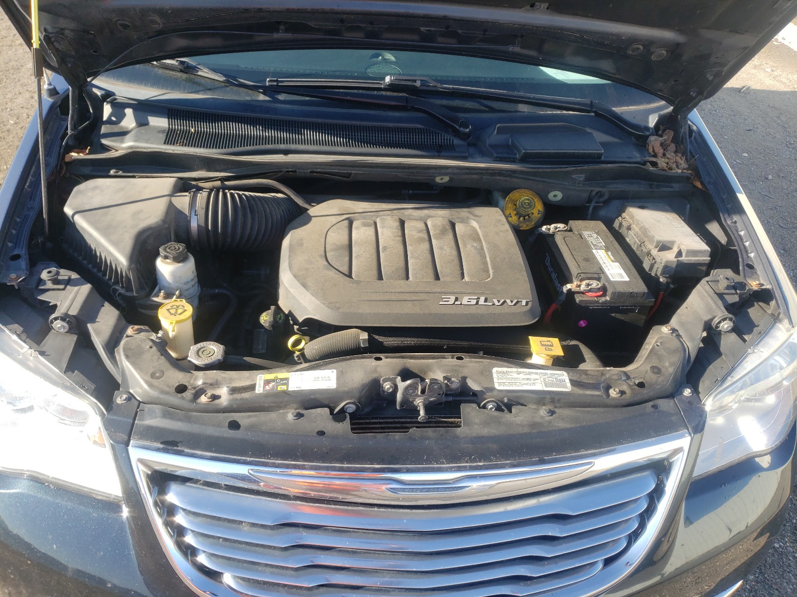 Photo 7 from auction – 2014 CHRYSLER TOWN & COU with VIN 2C4RC1BG8ER434968
