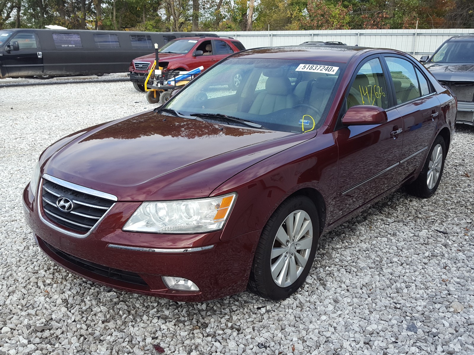 Photo 2 from auction – 2009 HYUNDAI SONATA SE with VIN 5NPEU46FX9H421687