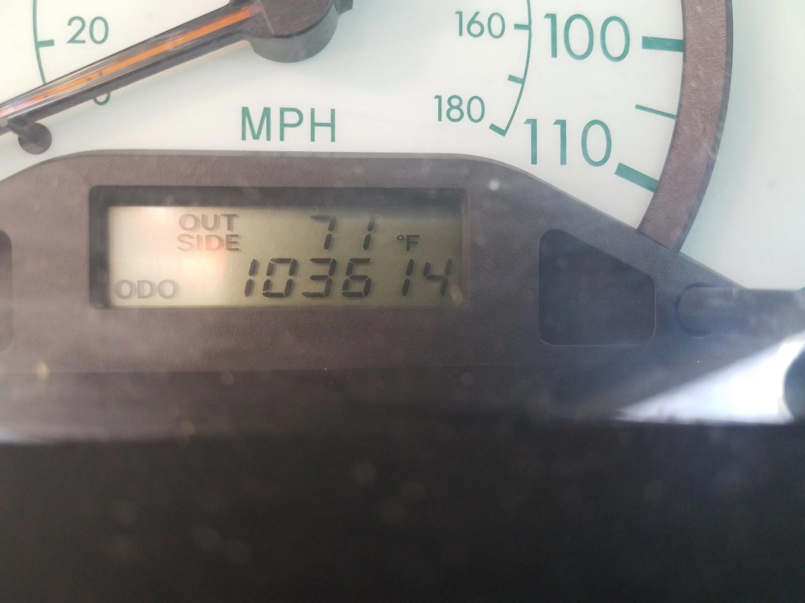 Photo 8 from auction – 2003 TOYOTA COROLLA CE with VIN JTDBR32E530038773