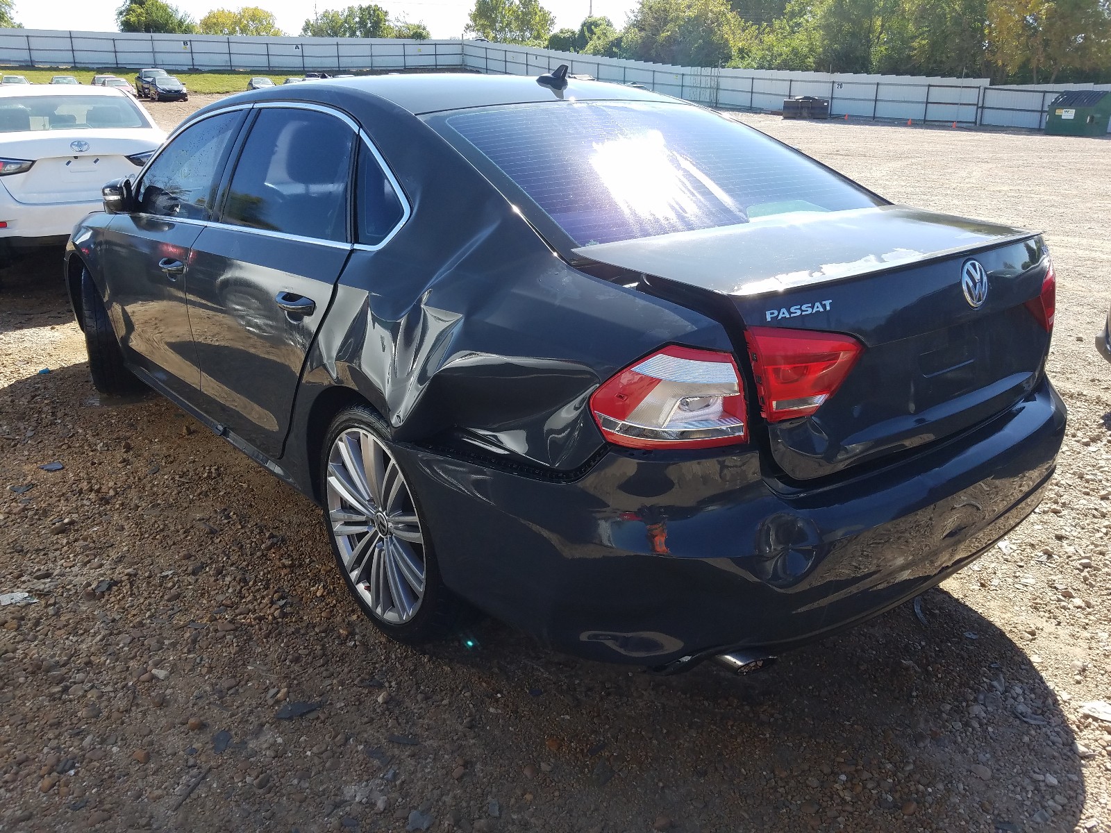 Photo 3 from auction – 2014 VOLKSWAGEN PASSAT SE with VIN 1VWBT7A34EC085199