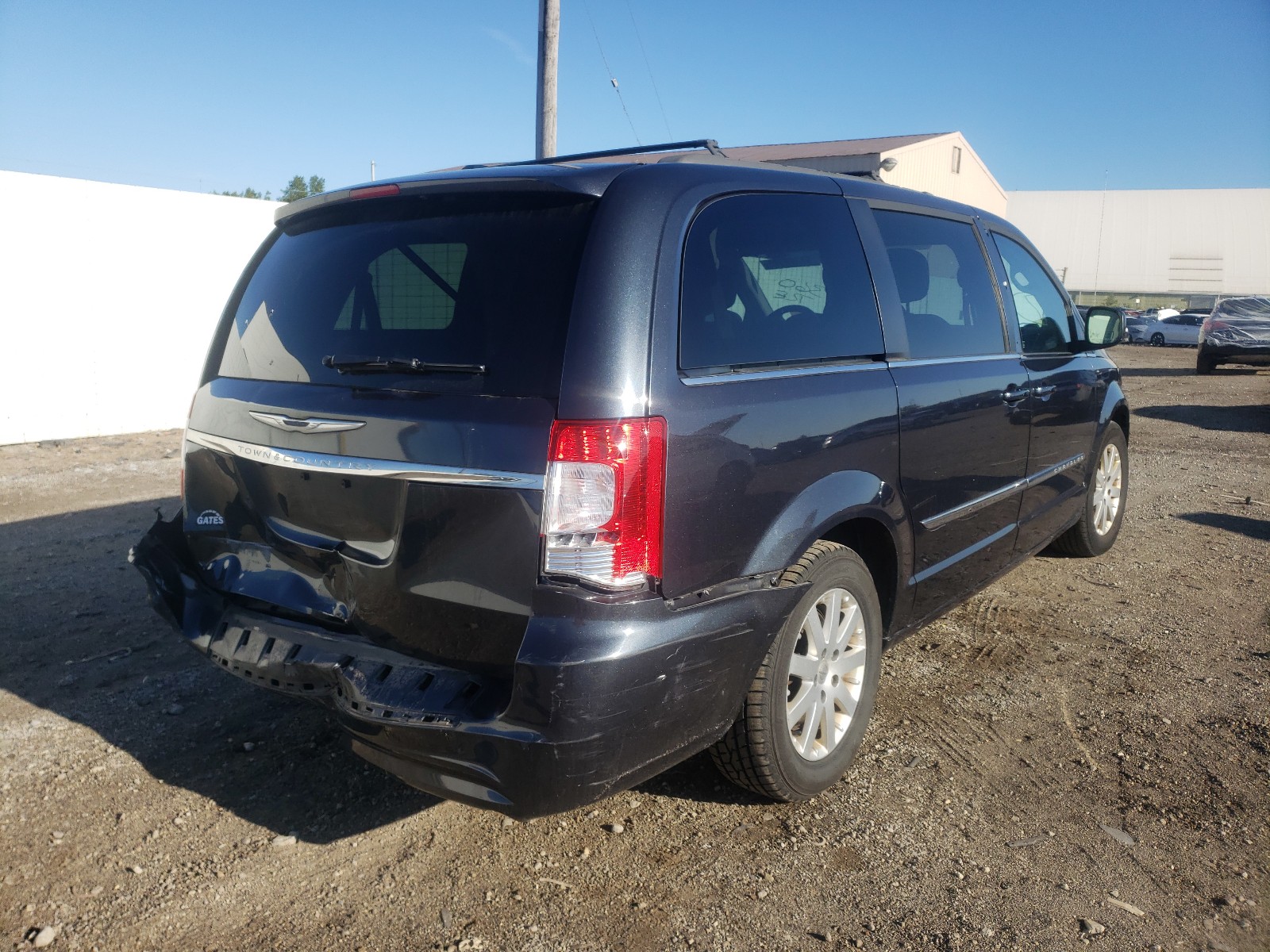 Photo 4 from auction – 2014 CHRYSLER TOWN & COU with VIN 2C4RC1BG8ER434968