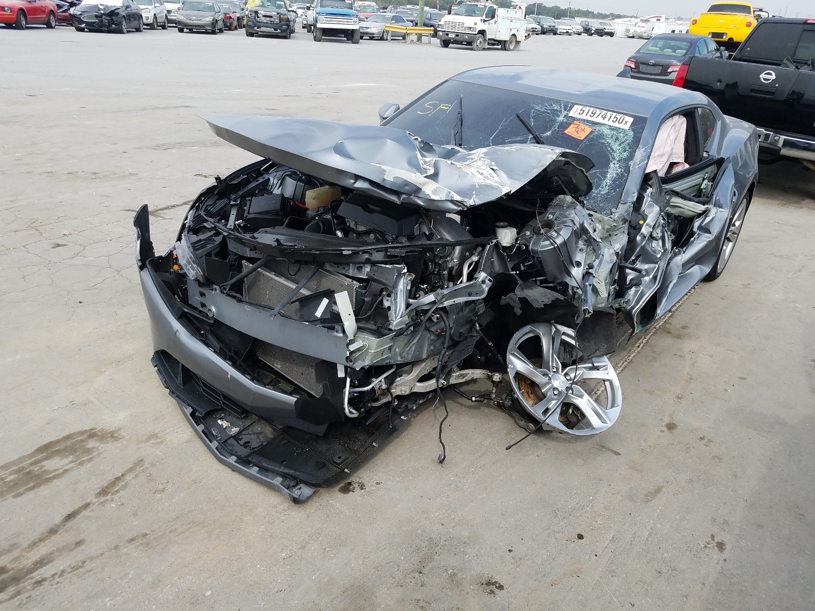 Photo 2 from auction – 2019 CHEVROLET CAMARO LS with VIN 1G1FB1RX6K0123226