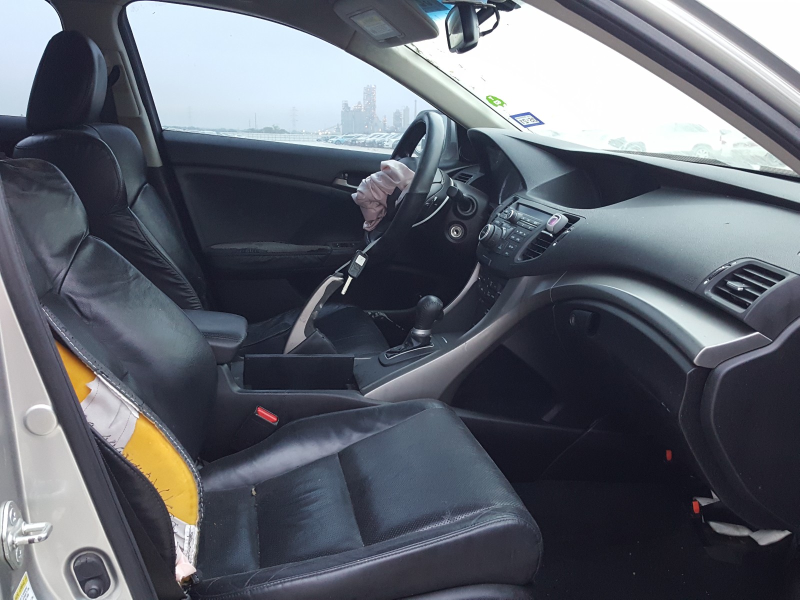 Photo 5 from auction – 2009 ACURA TSX with VIN JH4CU26659C015936