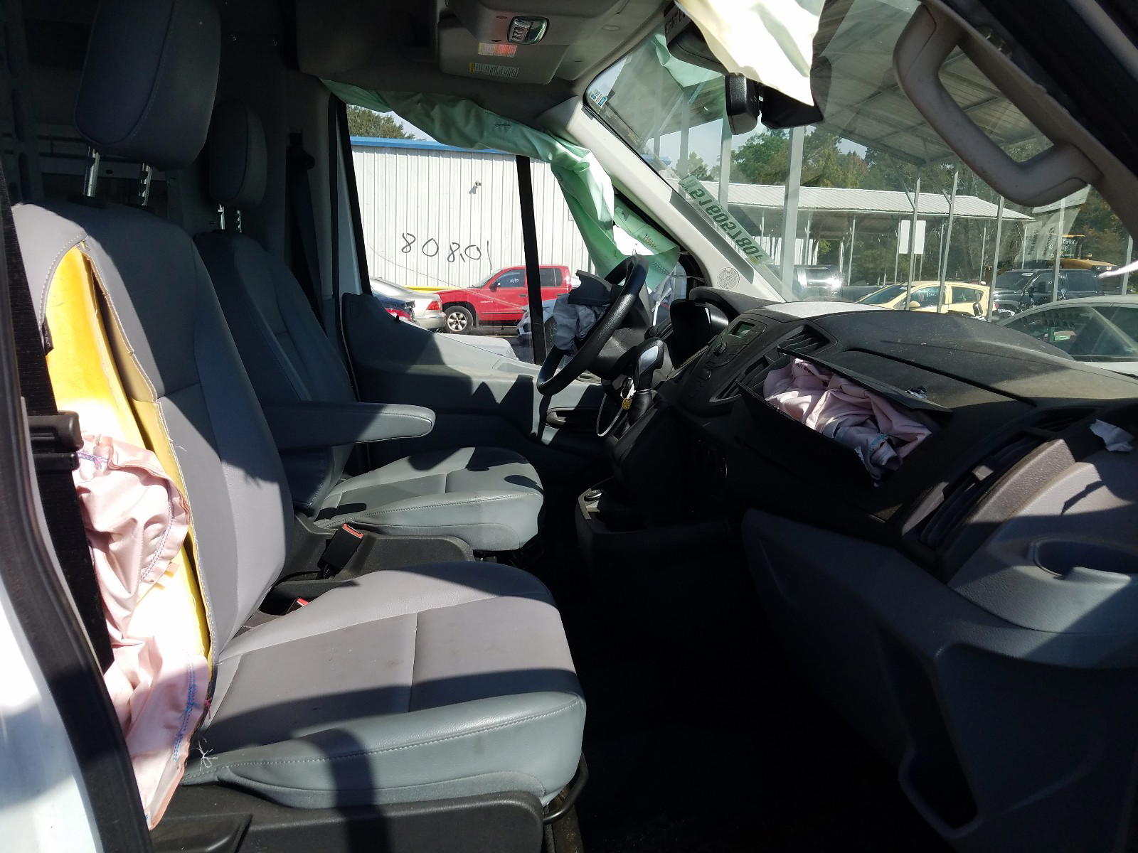 Photo 5 from auction – 2017 FORD TRANSIT T- with VIN 1FTYR2CMXHKB18351