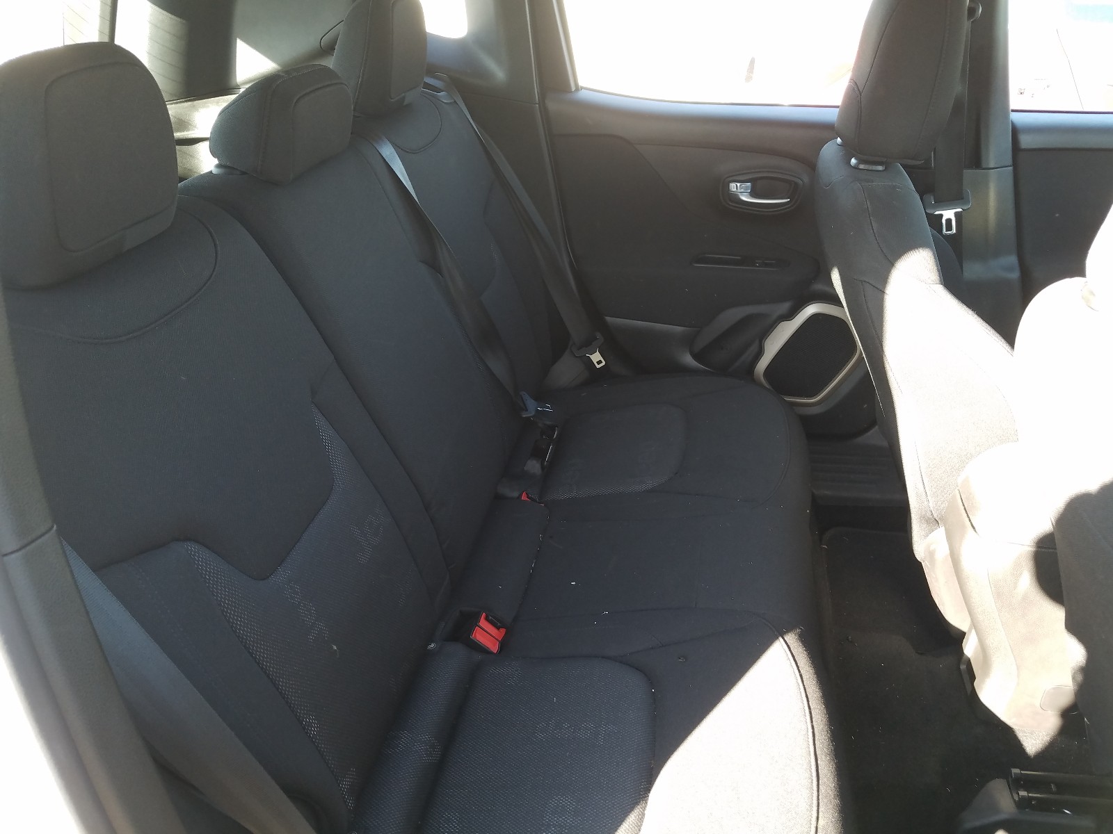 Photo 6 from auction – 2016 JEEP RENEGADE S with VIN ZACCJAAT5GPD12408