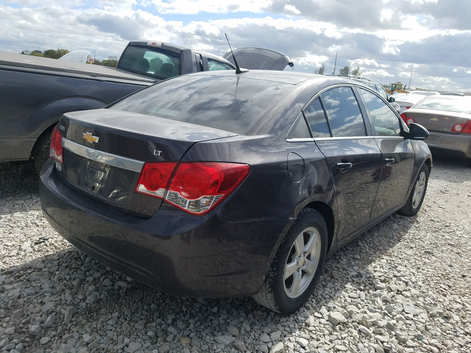 Photo 4 from auction – 2014 CHEVROLET CRUZE LT with VIN 1G1PC5SB0E7409138