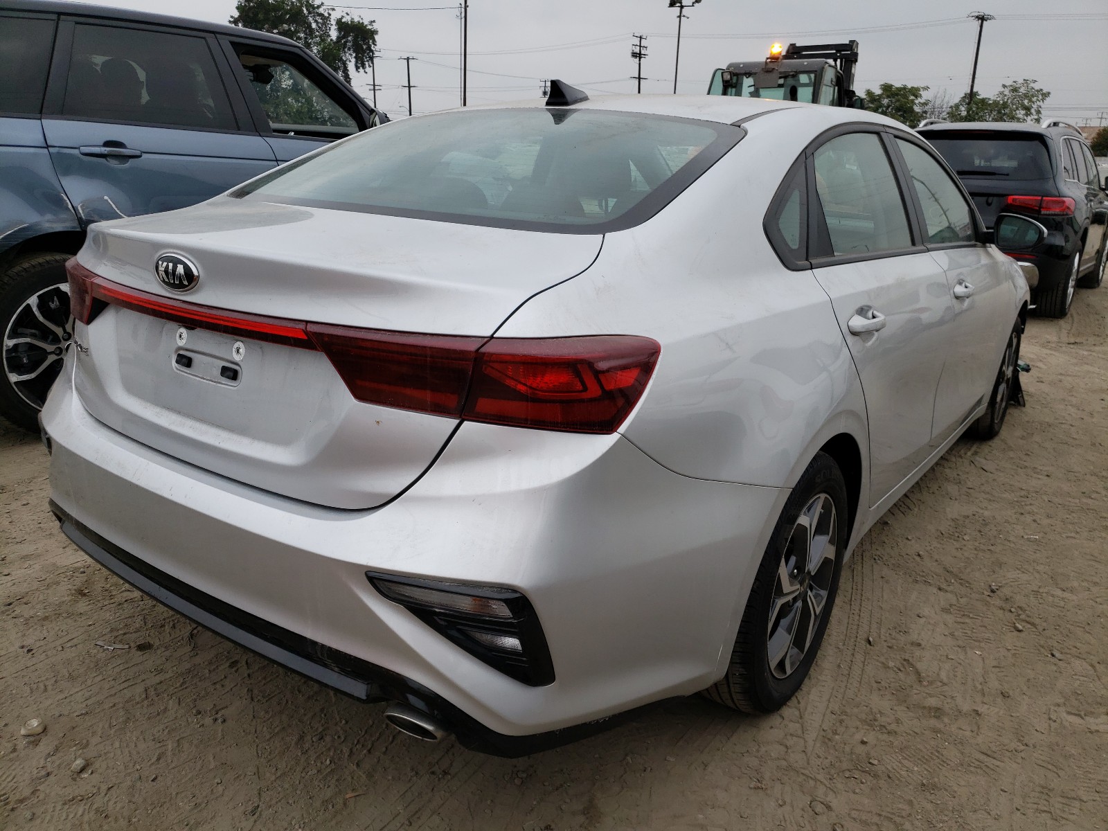 Photo 4 from auction – 2020 KIA FORTE FE with VIN 3KPF24AD5LE156673