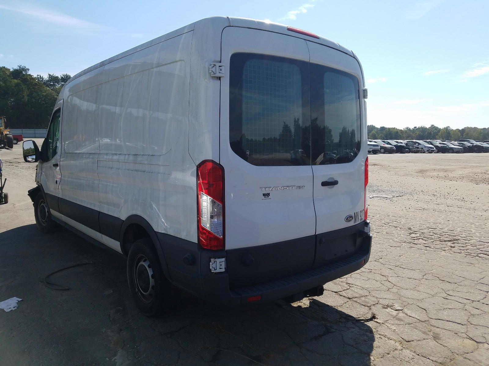 Photo 3 from auction – 2017 FORD TRANSIT T- with VIN 1FTYR2CMXHKB18351